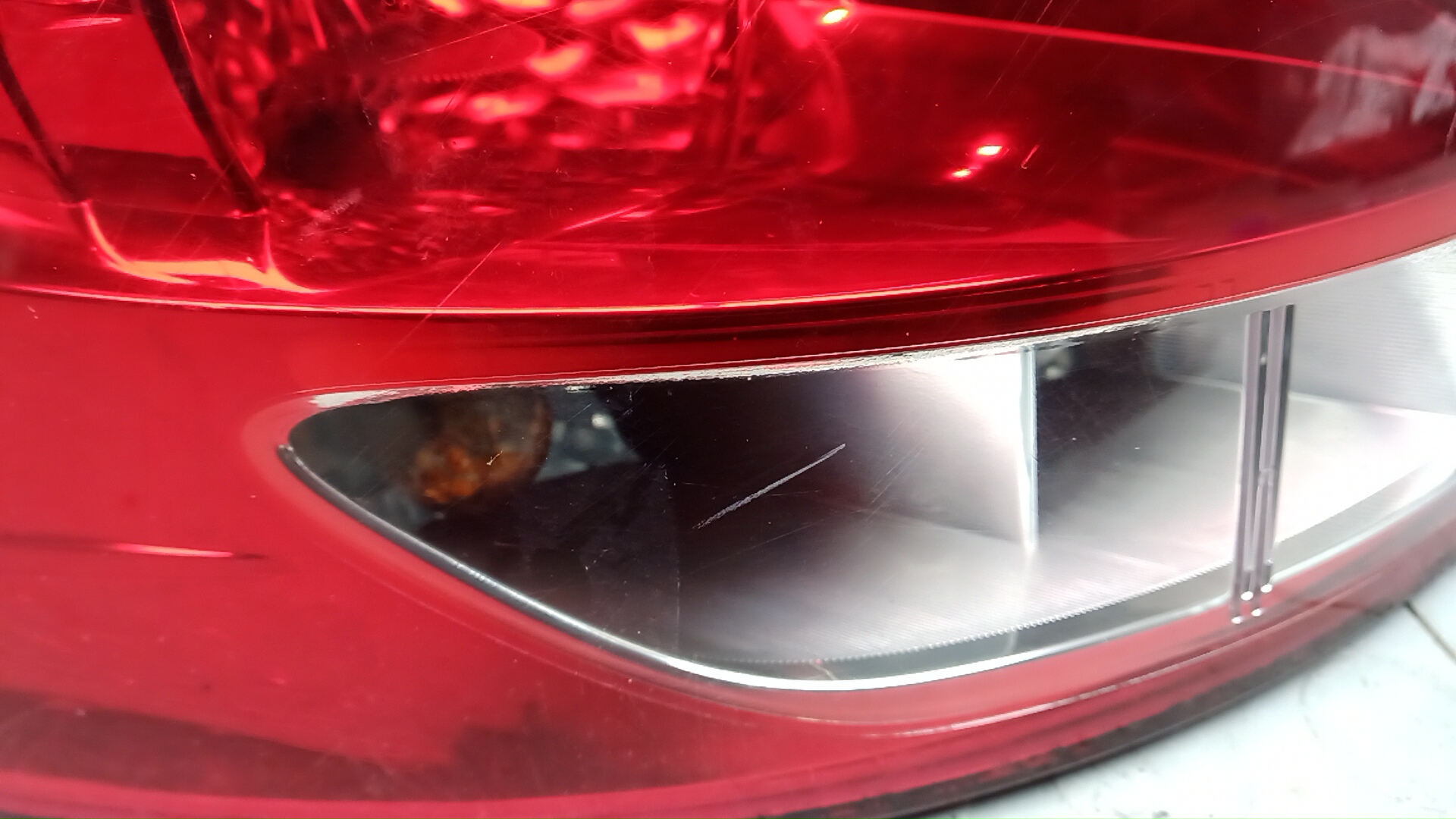 Фонарь задний левый