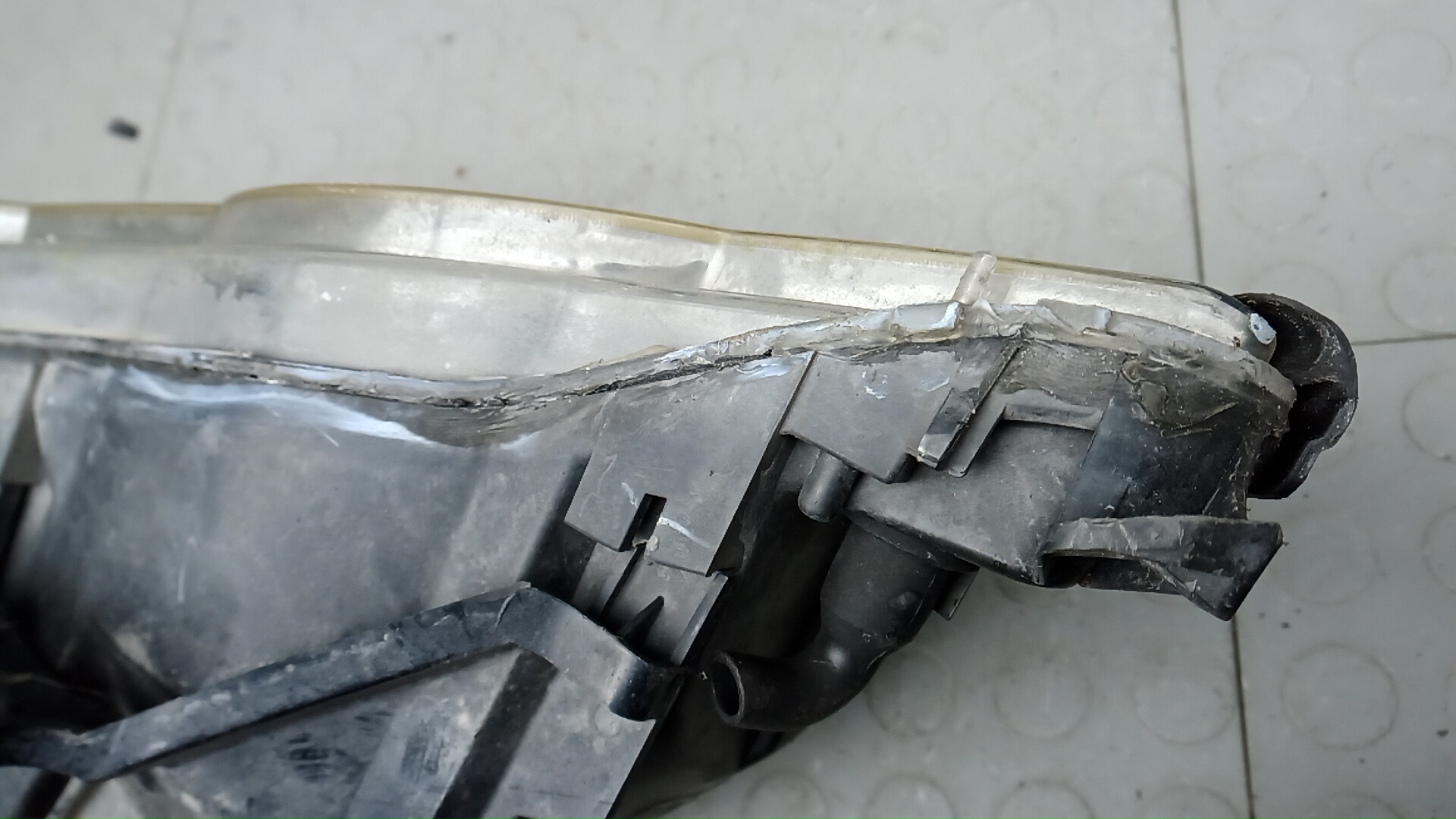 Фара правая