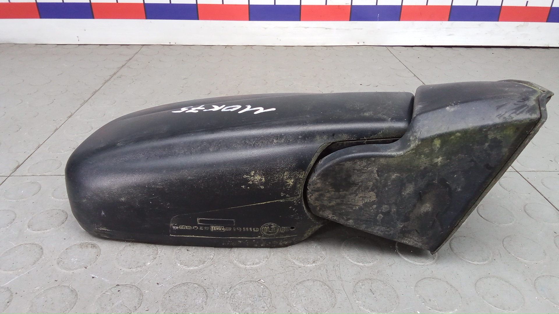 Зеркало правое электрическое