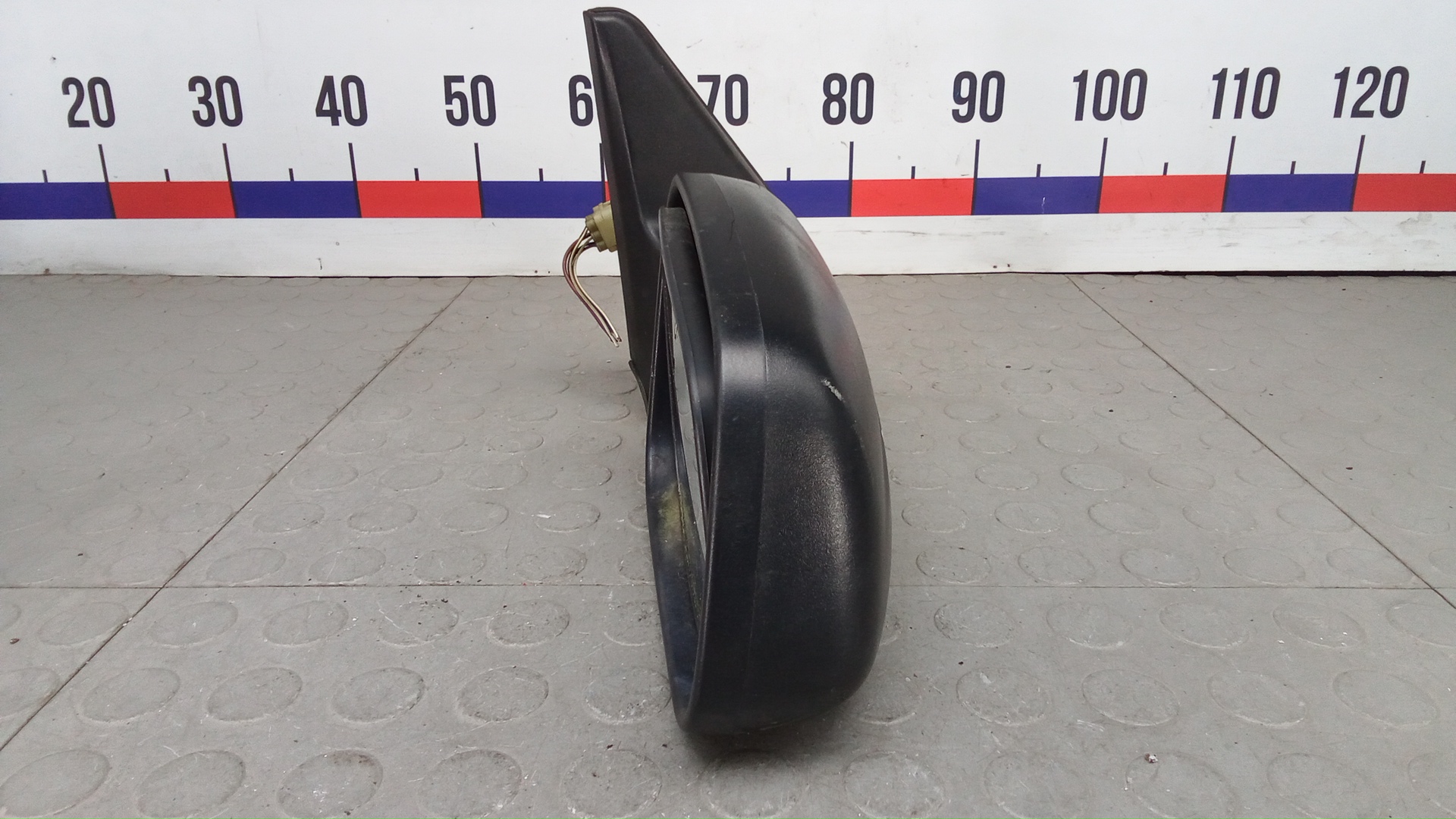 Зеркало правое электрическое