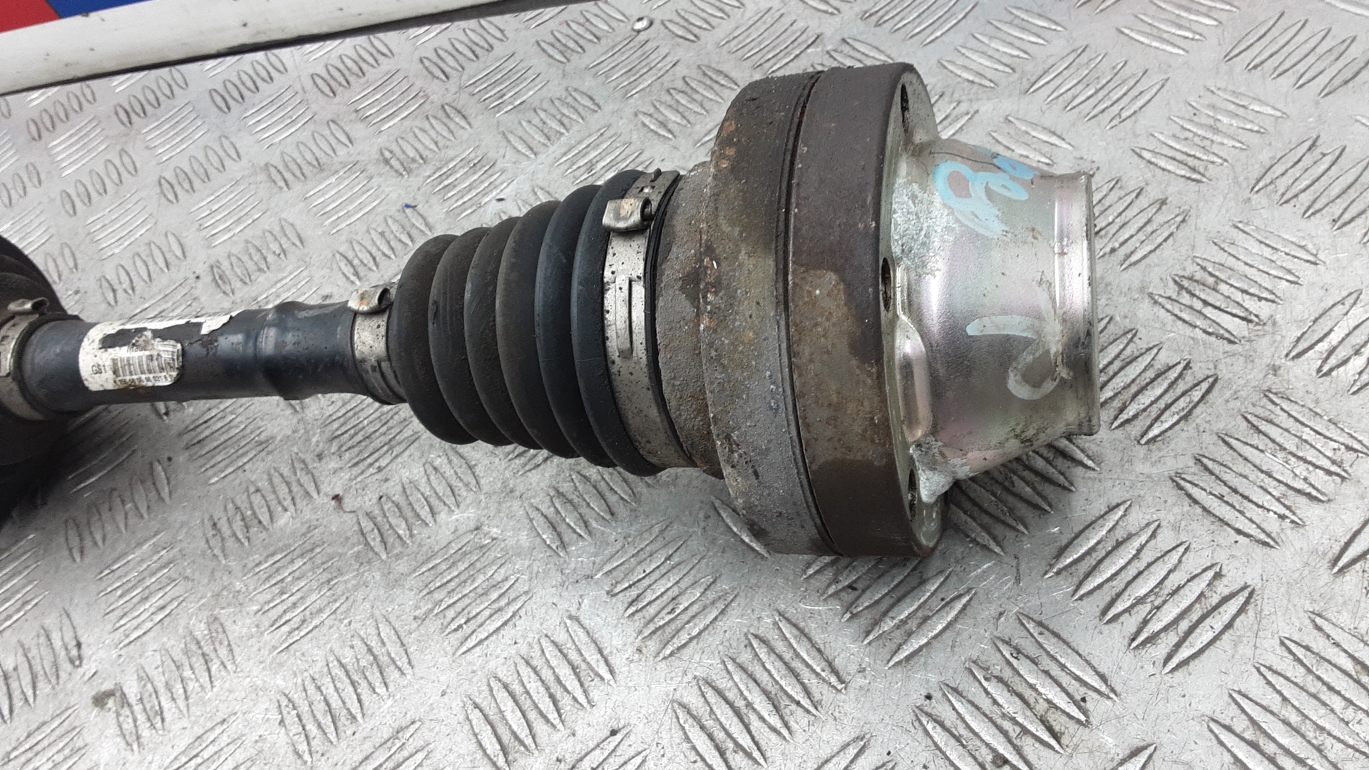 Полуось передняя правая