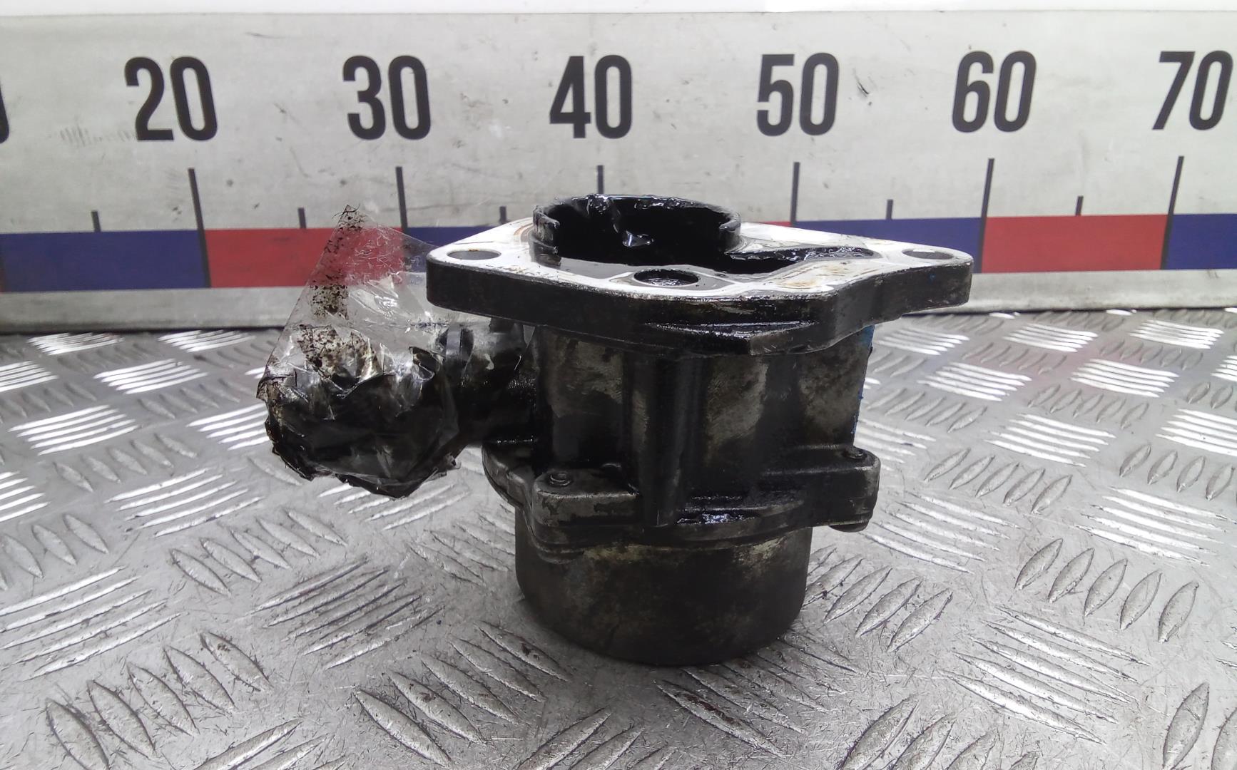 Насос вакуумный