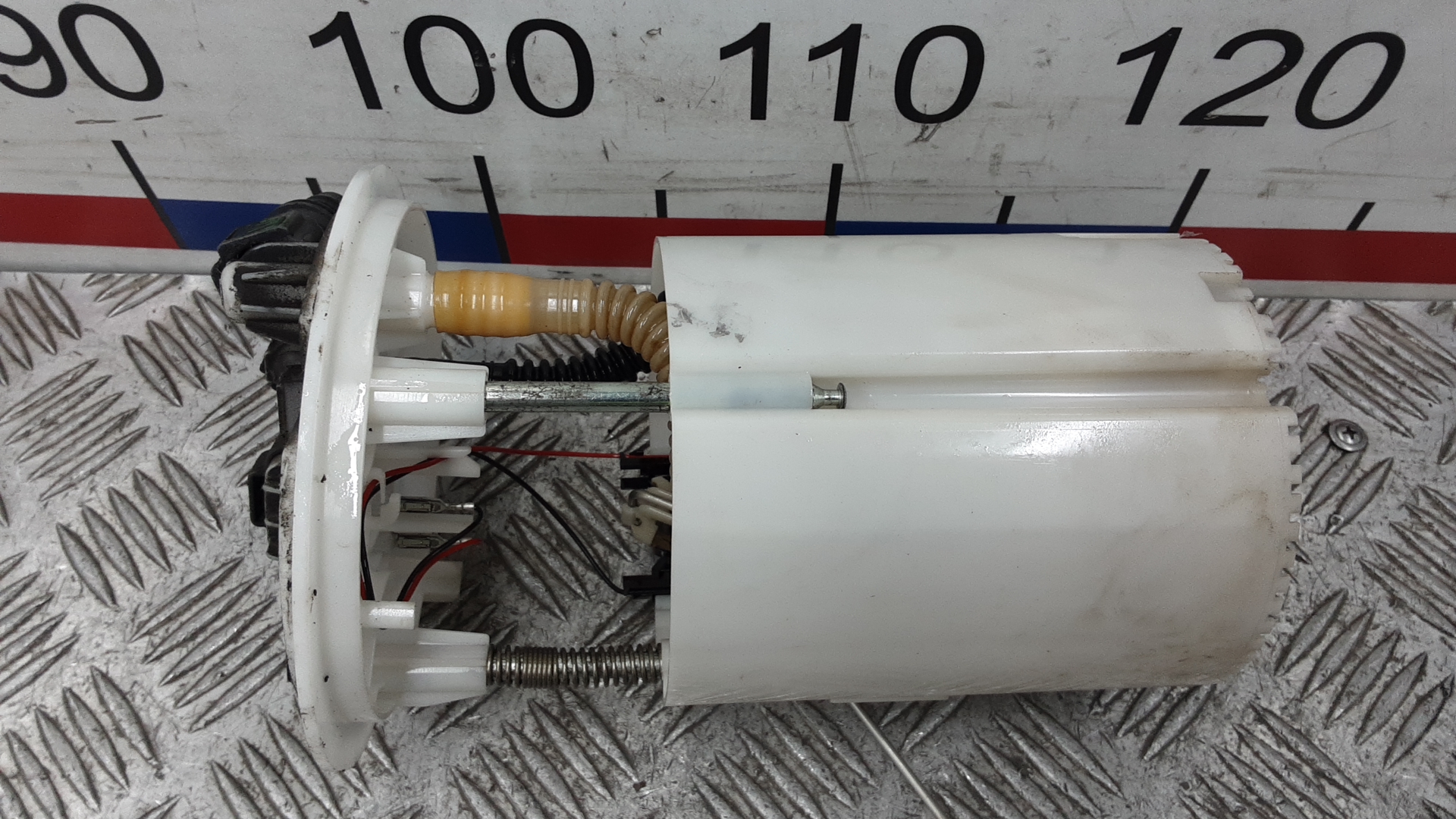 Насос топливный электрический