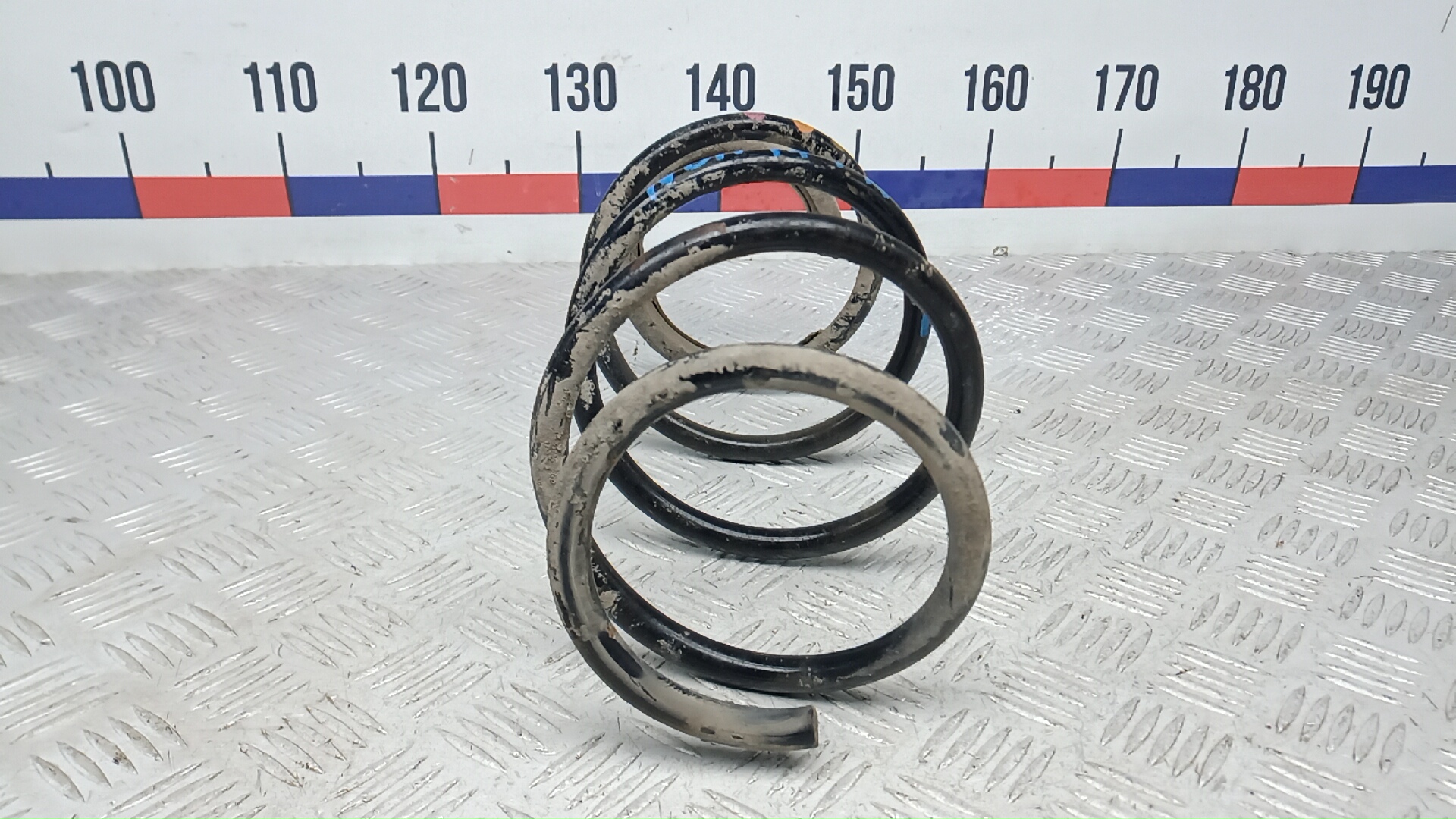 Пружина передняя правая