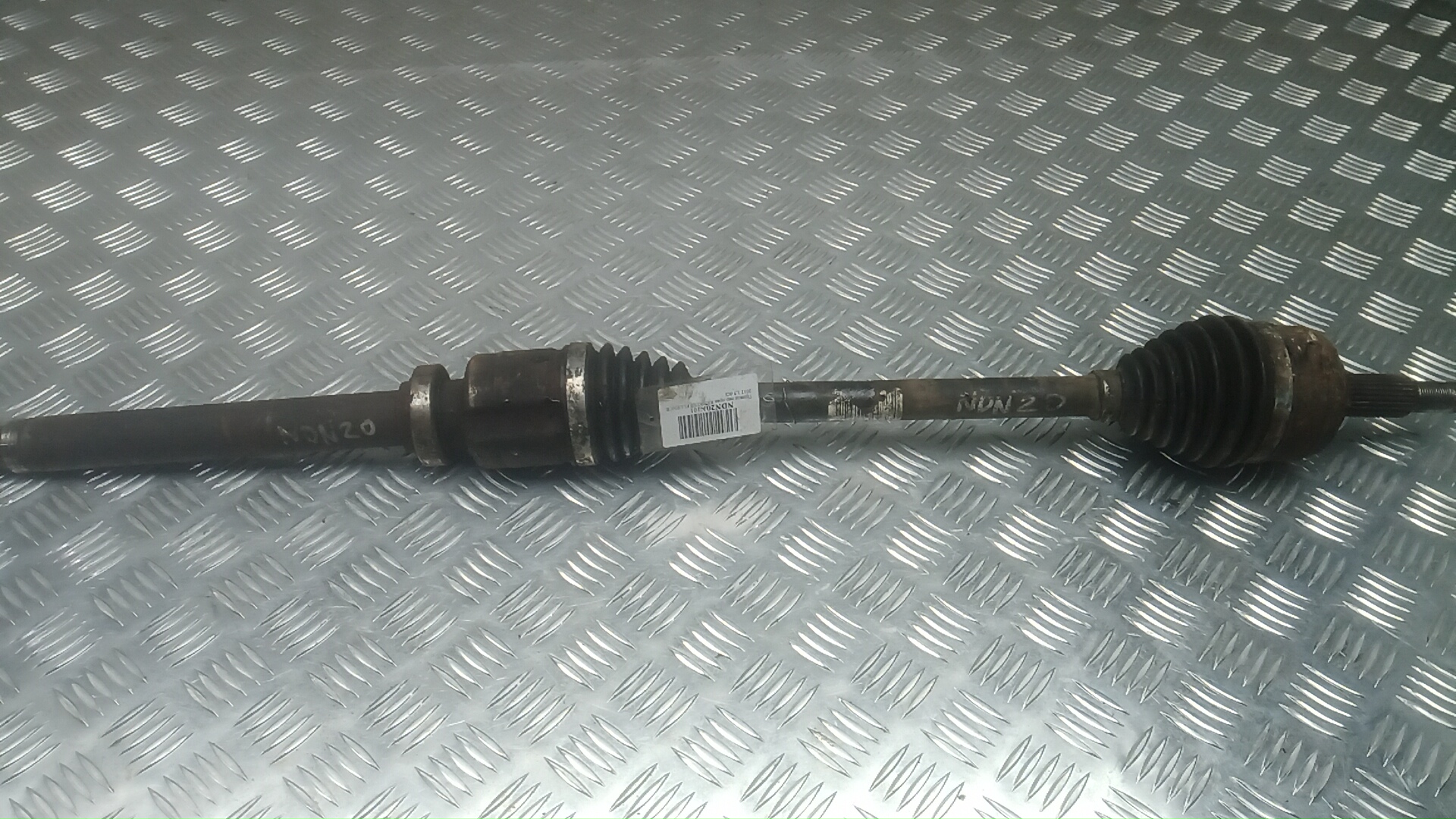 Полуось передняя правая