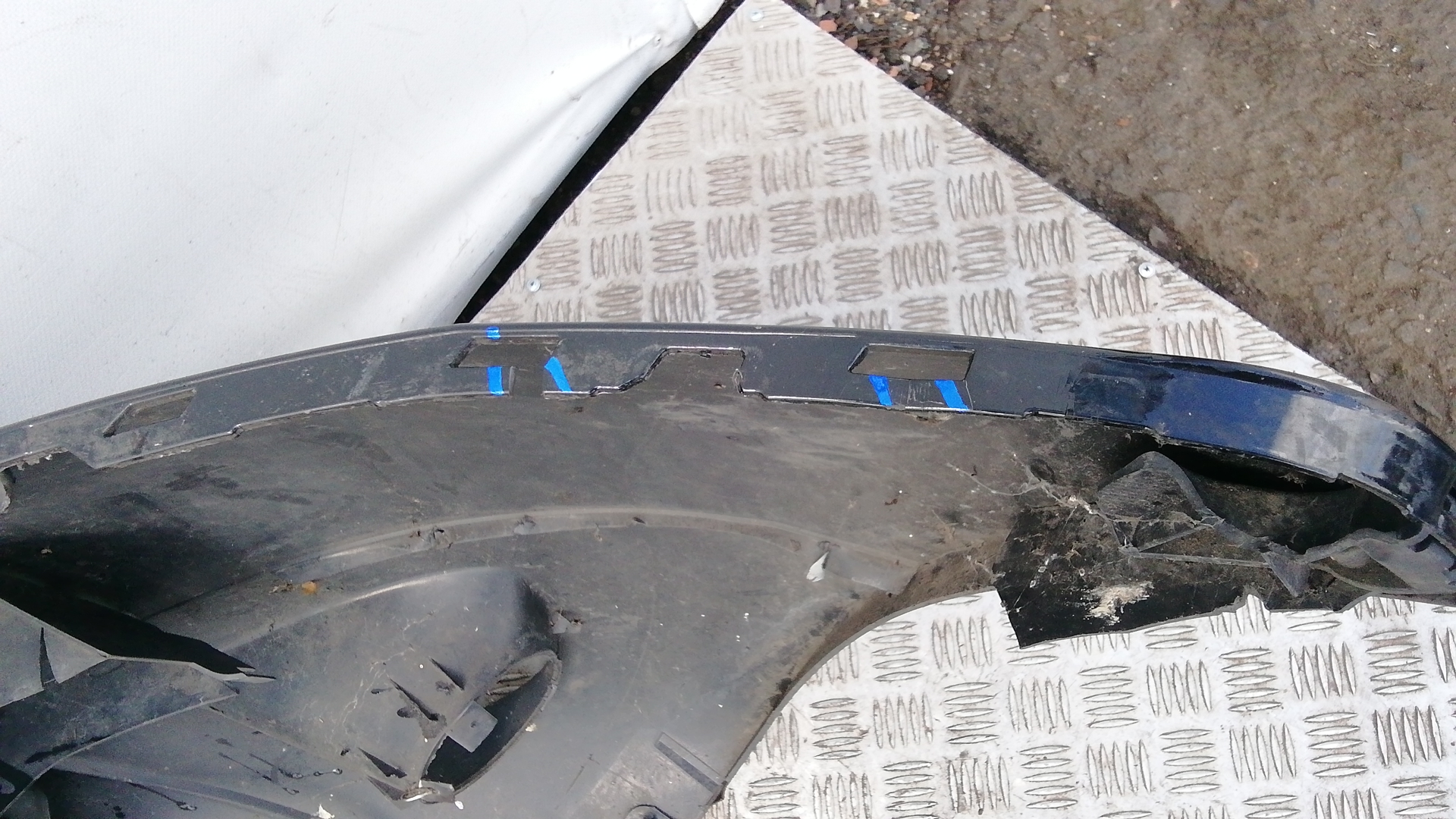 Бампер передний