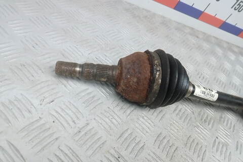 Полуось передняя левая