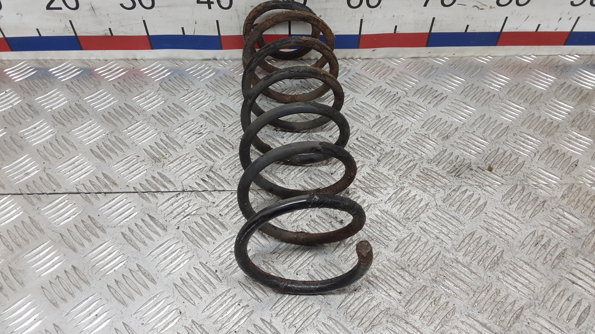 Пружина задняя