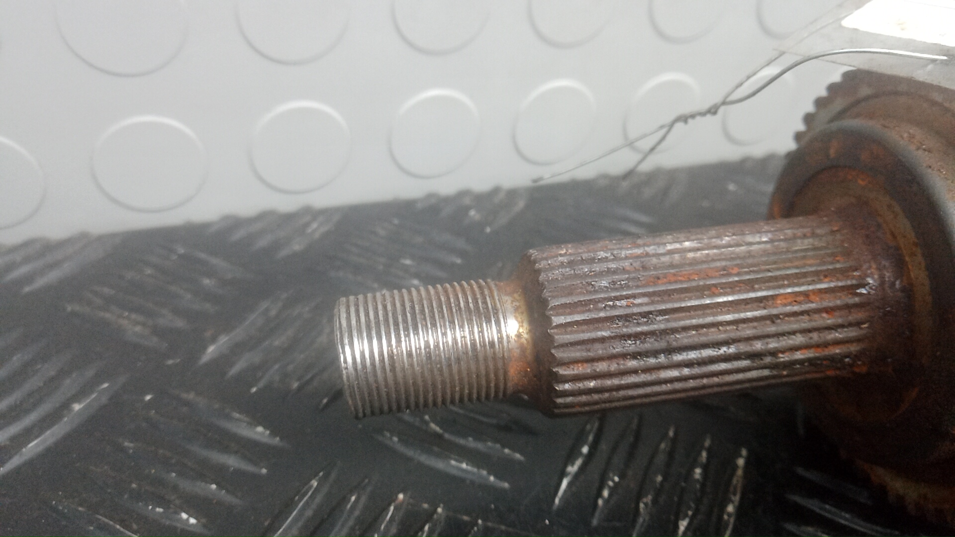 Полуось передняя правая