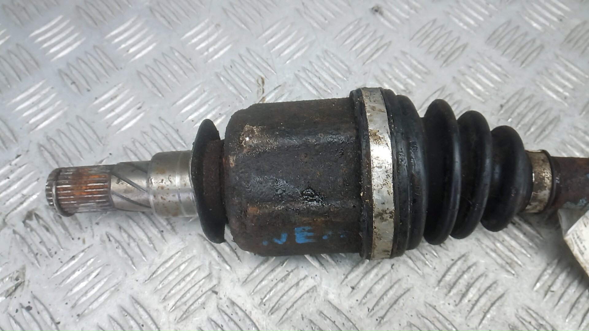 Полуось передняя правая