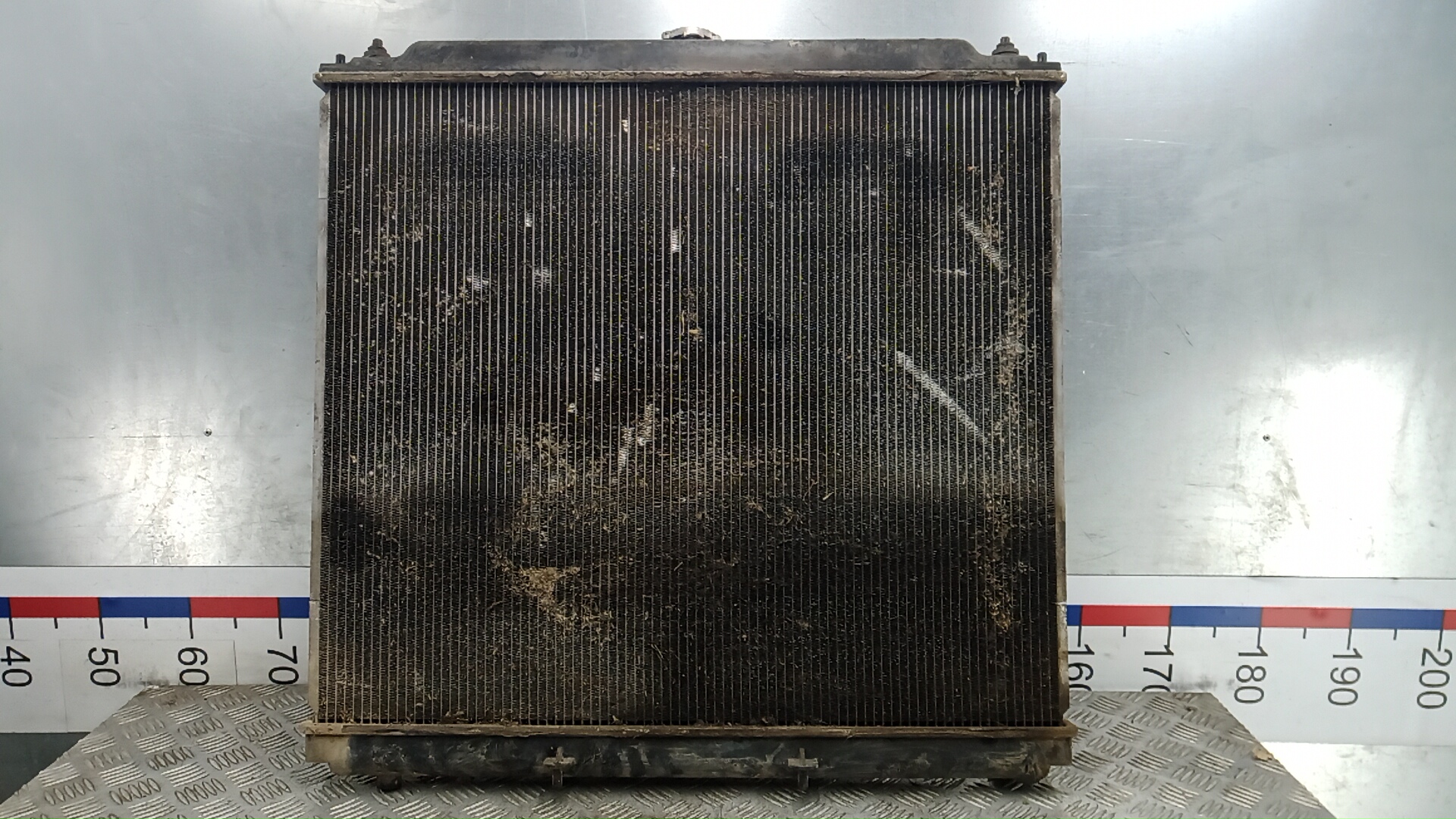 Радиатор охлаждения двигателя основной