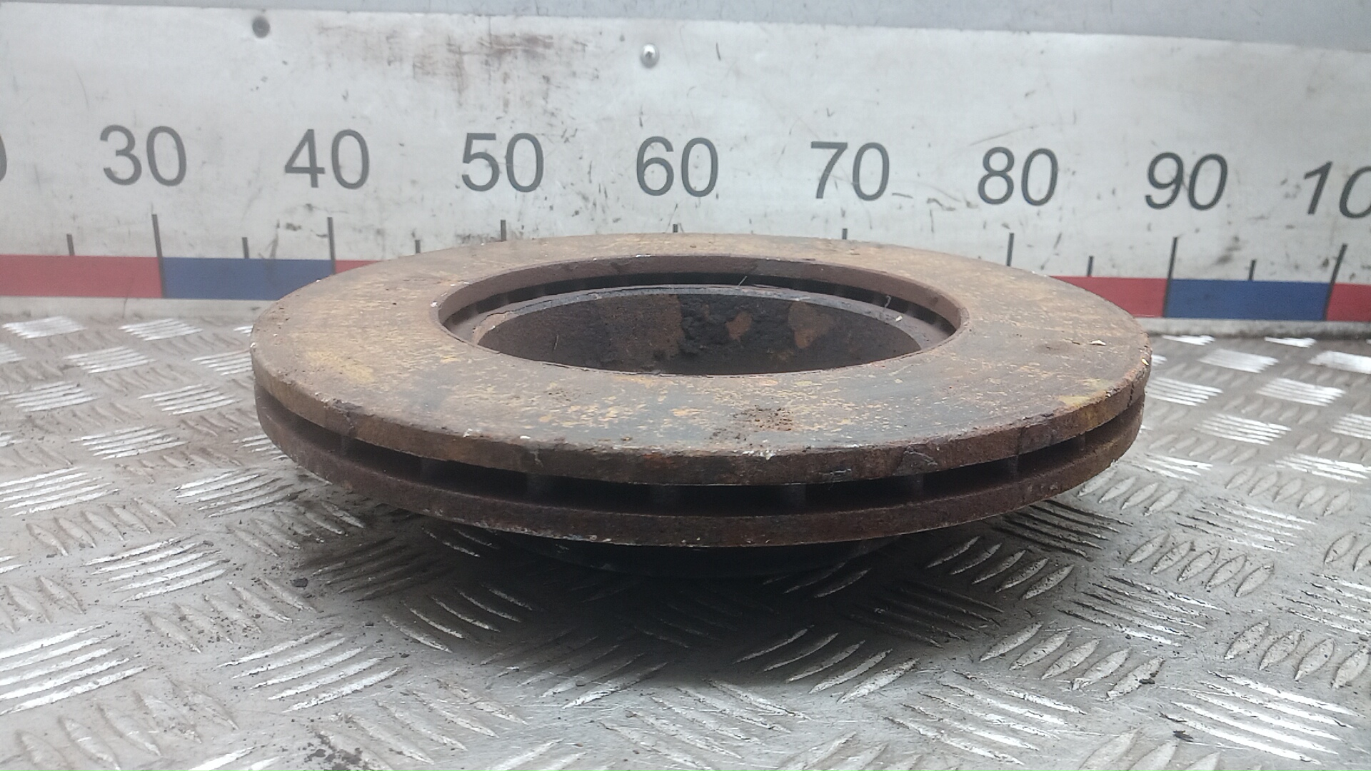 Диск тормозной передний вентилируемый