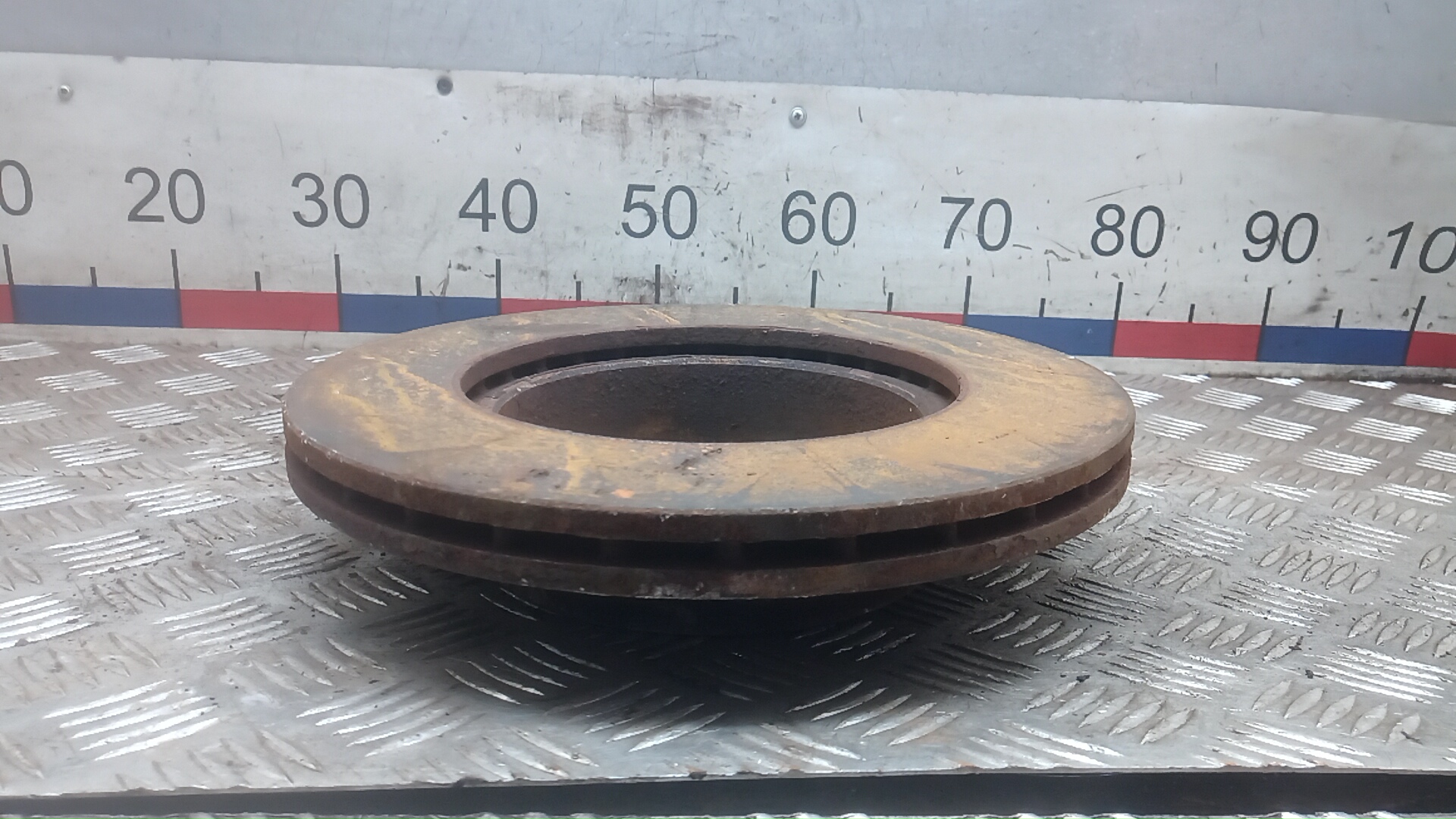 Диск тормозной передний вентилируемый