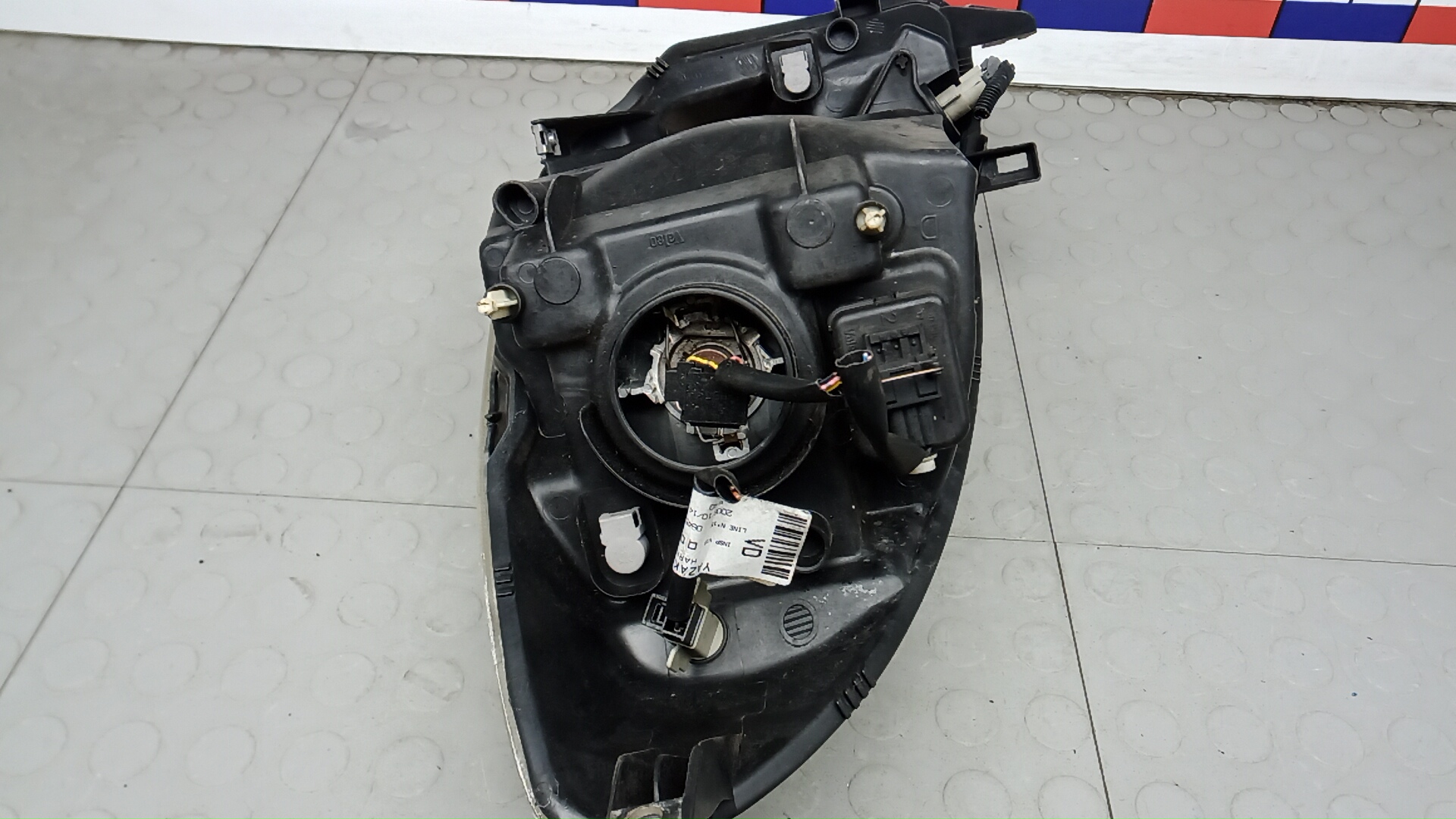 Фара правая