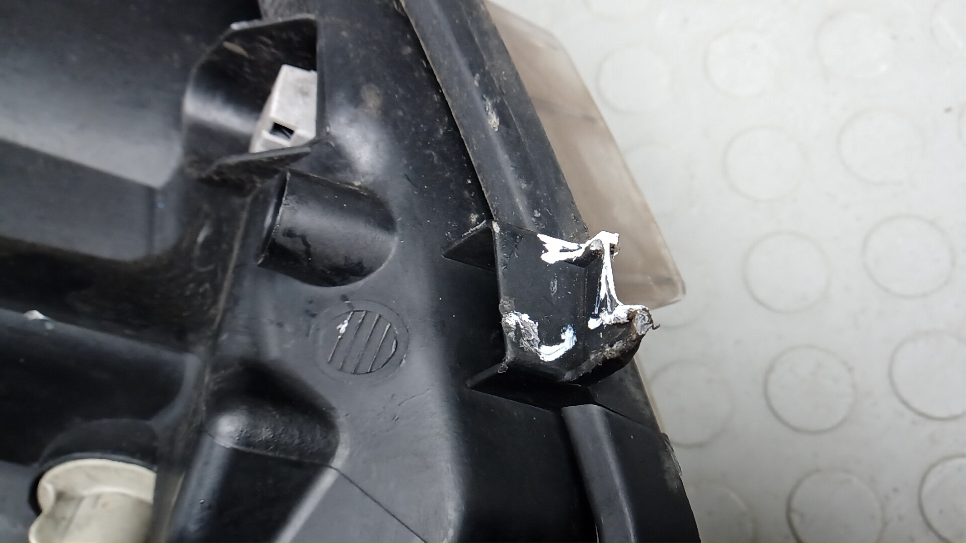 Фара правая