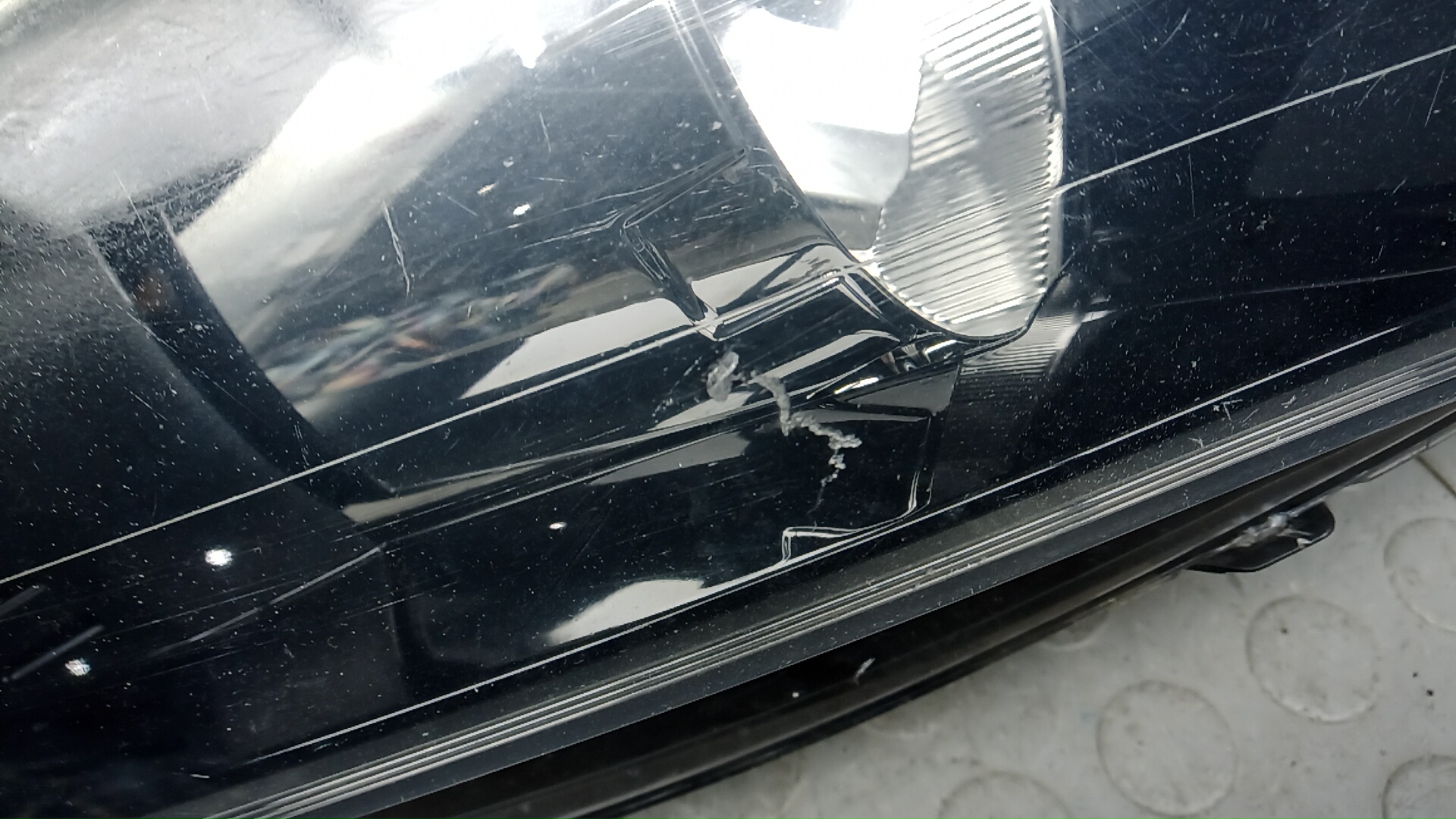 Фара правая