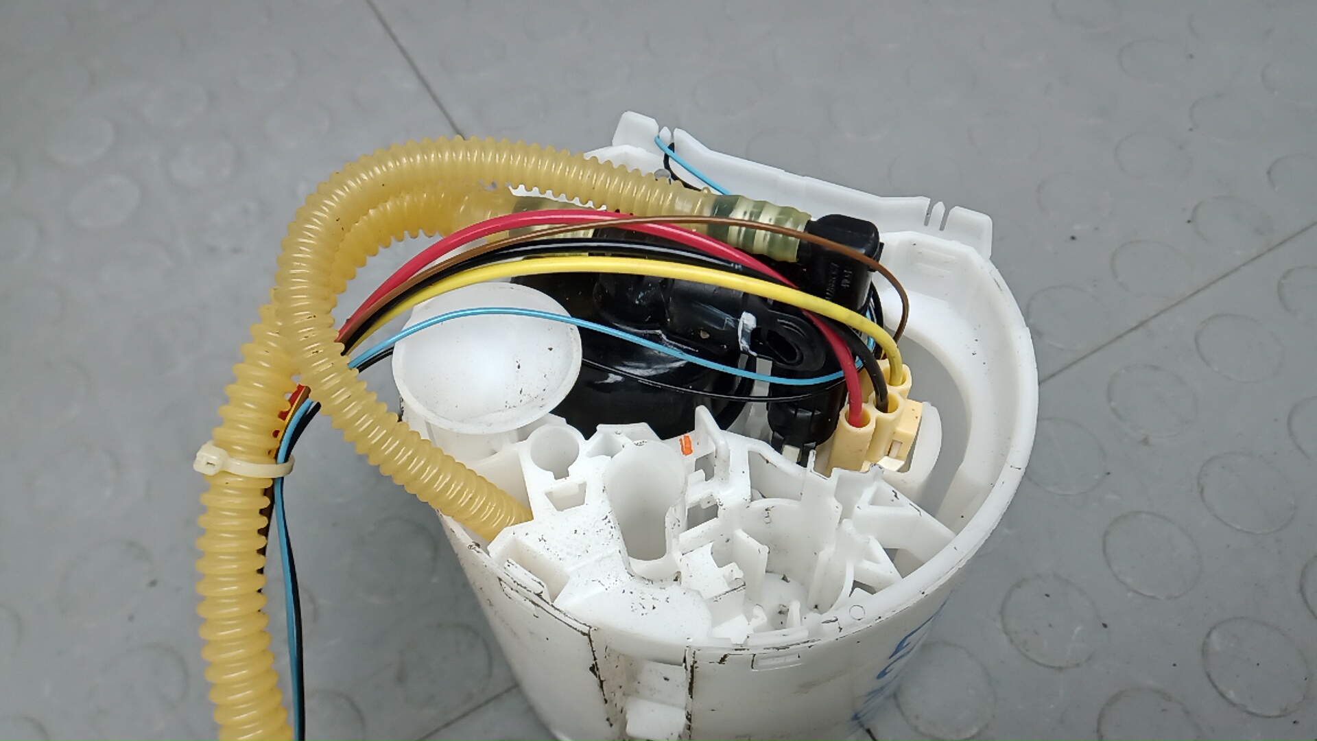 Насос топливный электрический