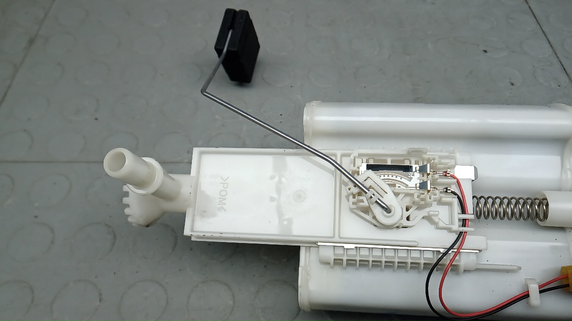 Насос топливный электрический