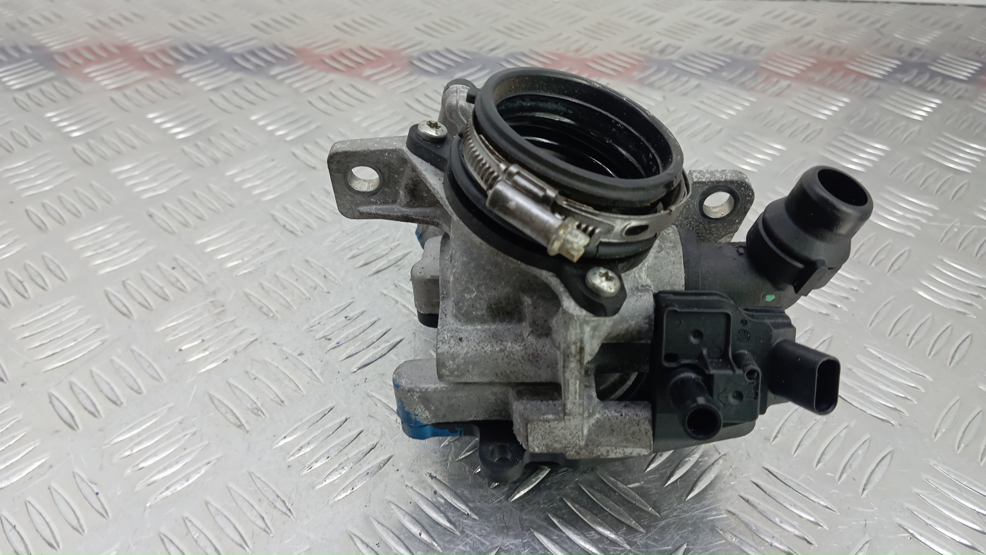 Клапан рециркуляции выхлопных газов (EGR)