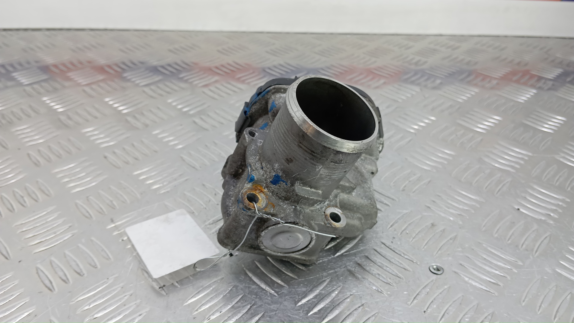 Заслонка дроссельная электрическая