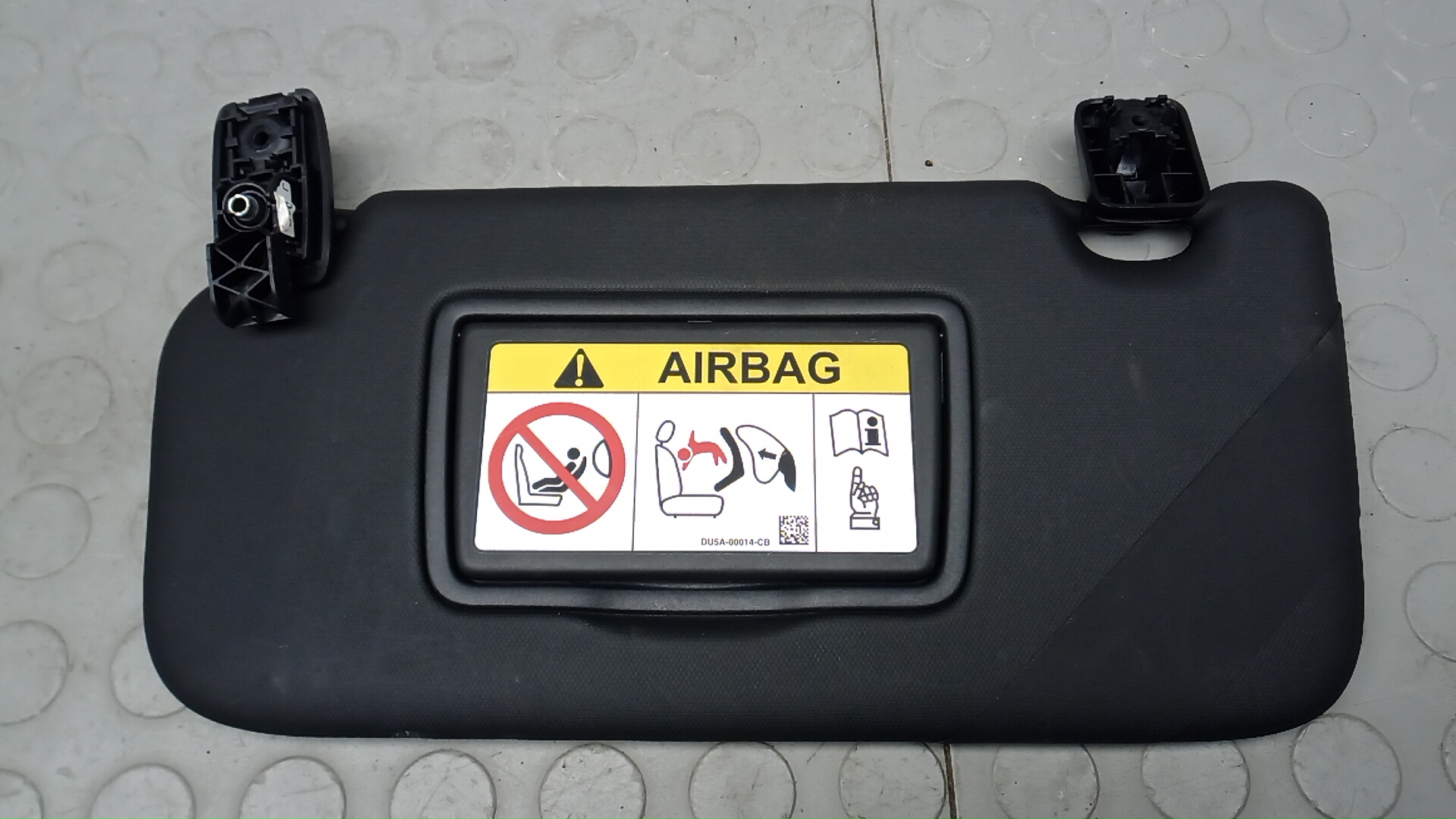 Козырек солнцезащитный