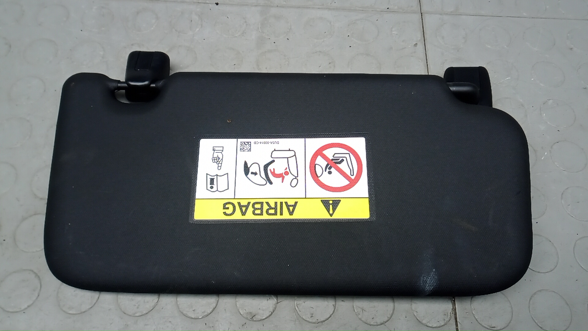 Козырек солнцезащитный