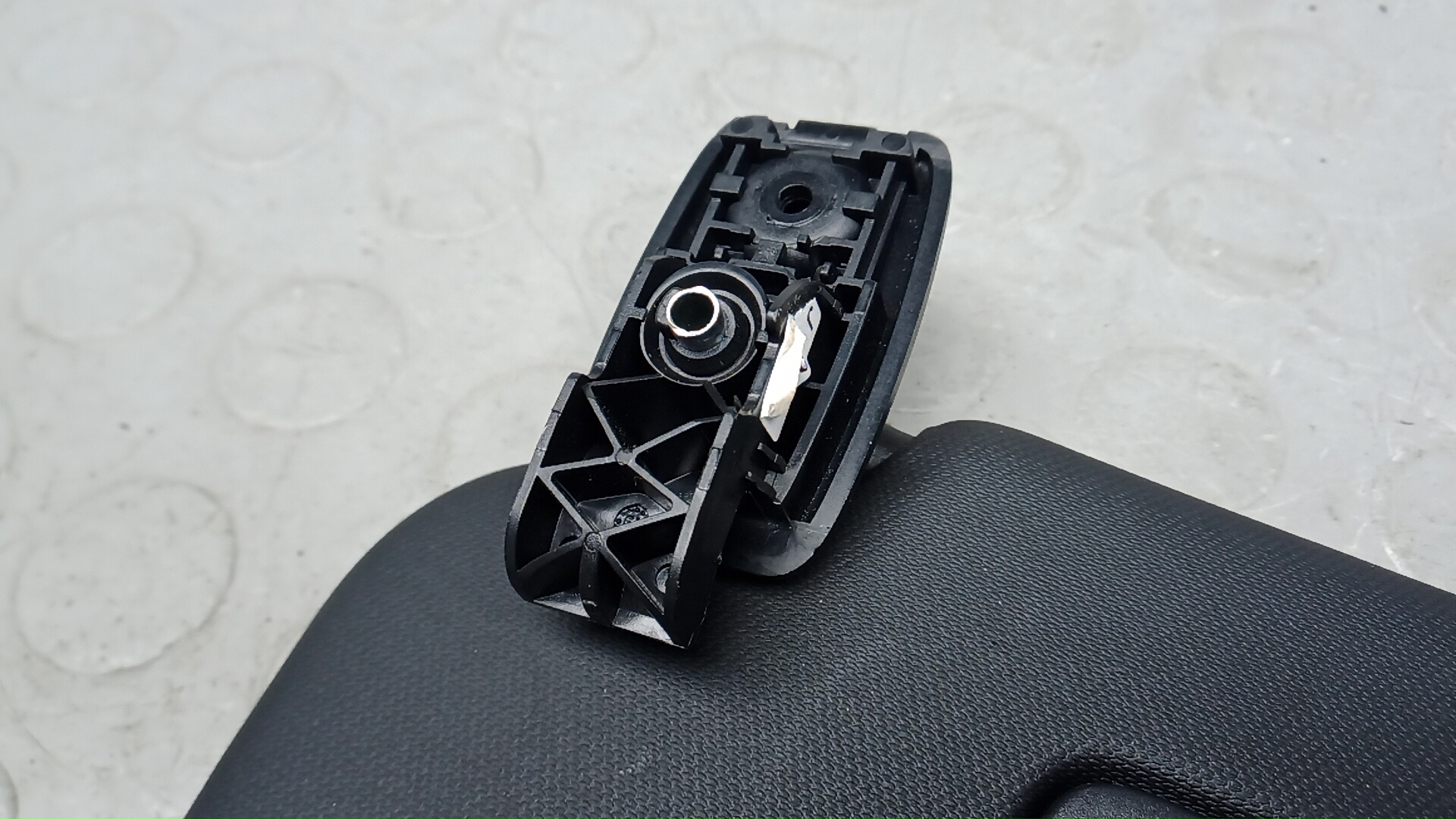 Козырек солнцезащитный