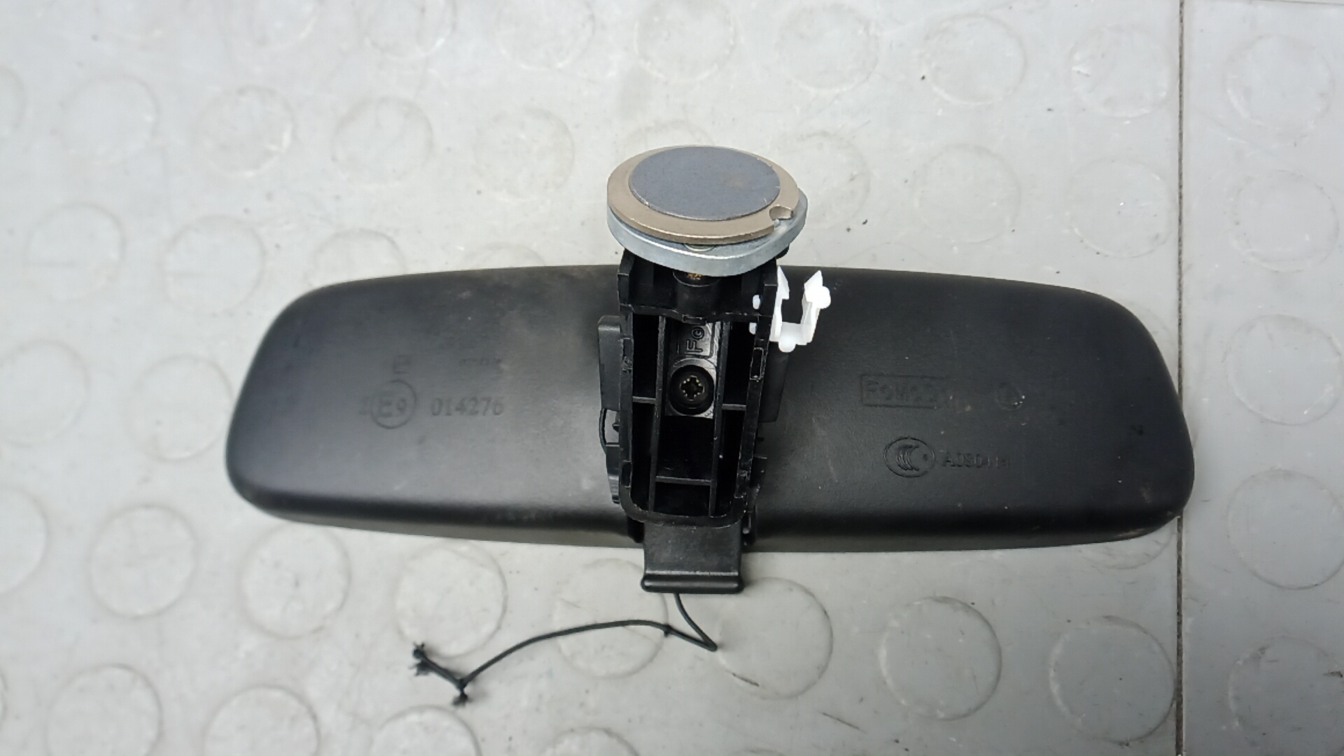 Зеркало заднего вида