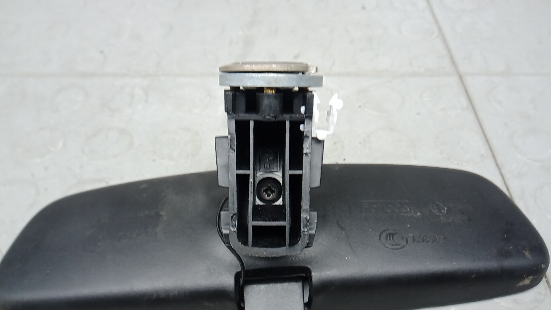 Зеркало заднего вида