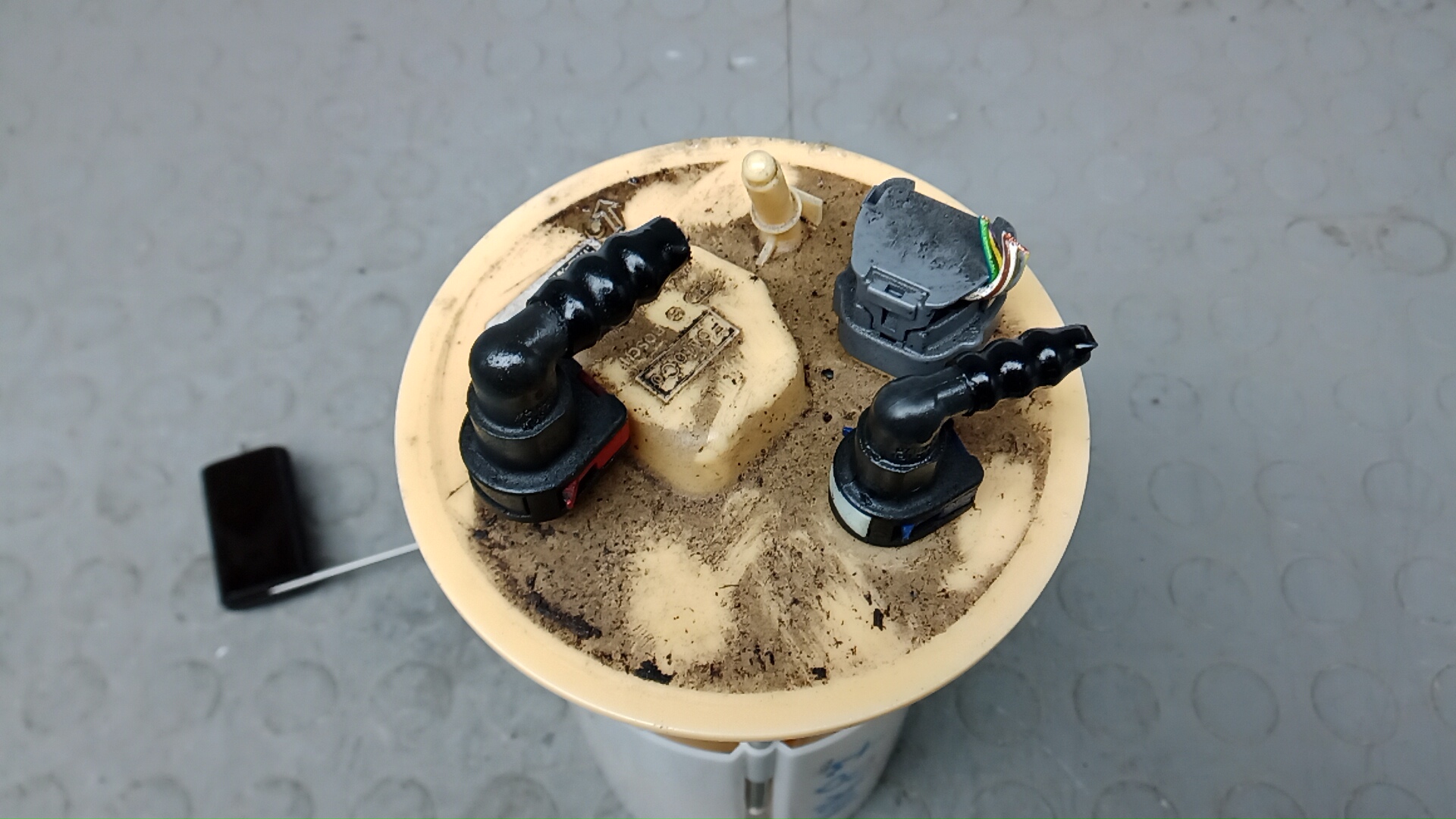 Насос топливный электрический