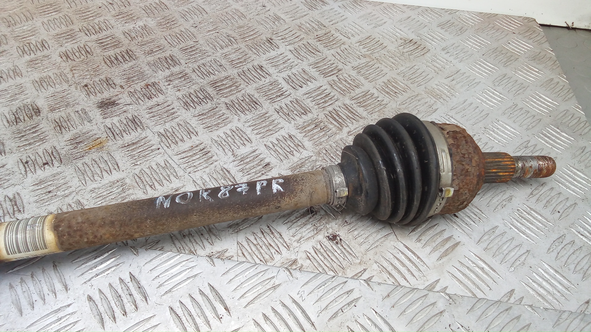 Полуось передняя правая