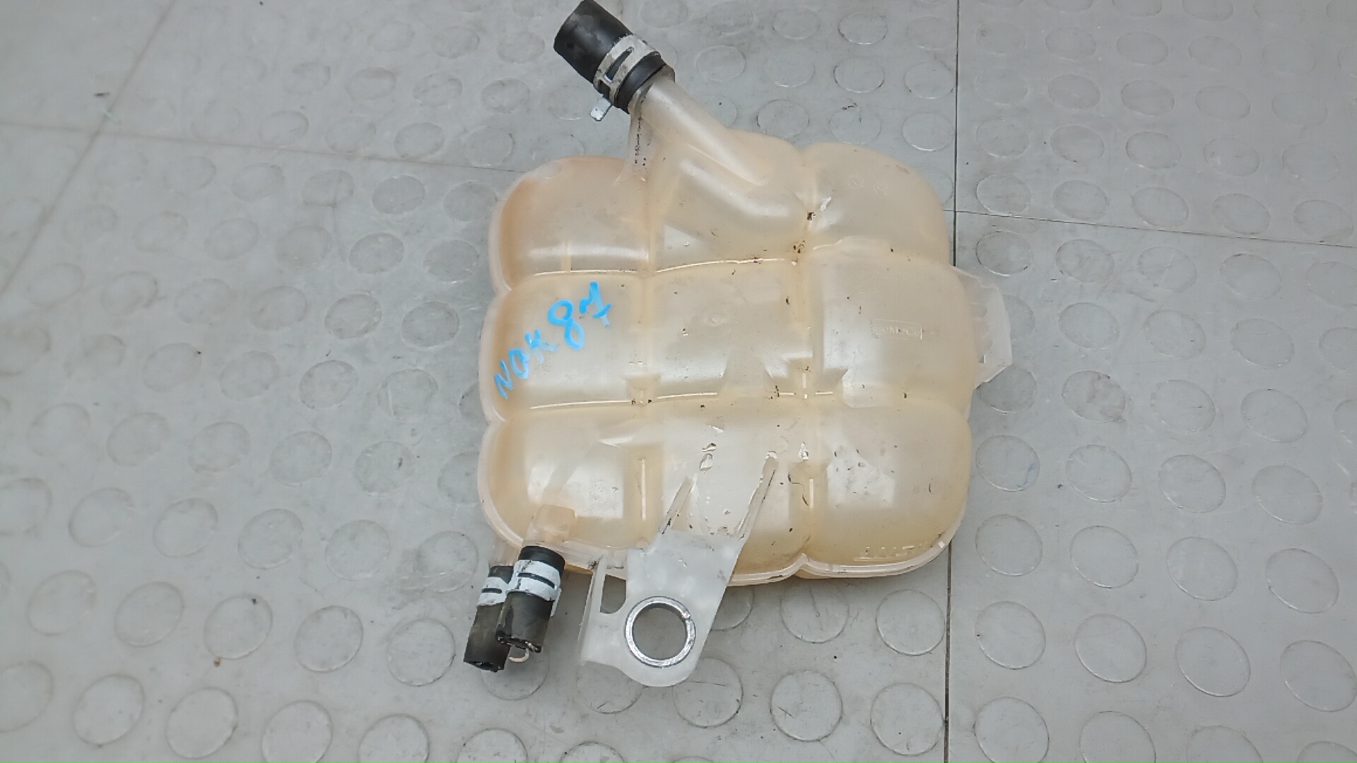 Бачок расширительный