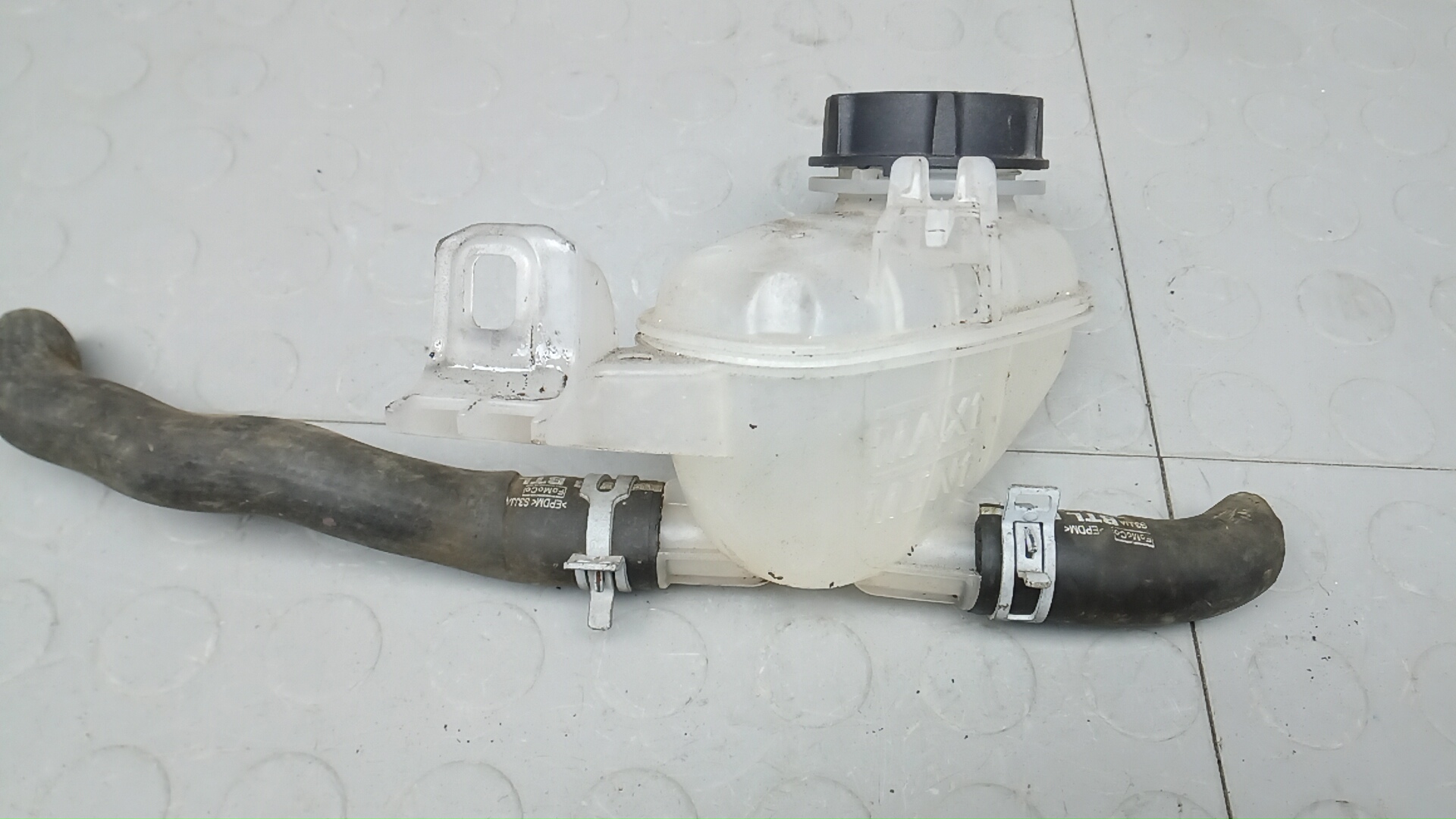 Бачок расширительный