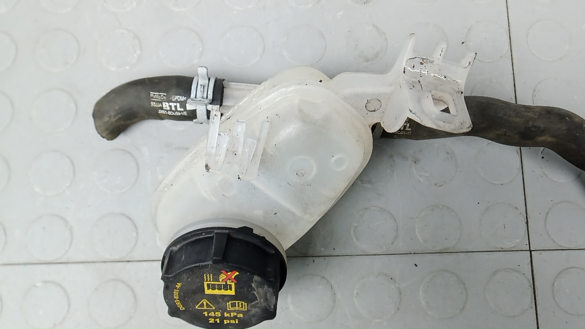 Бачок расширительный