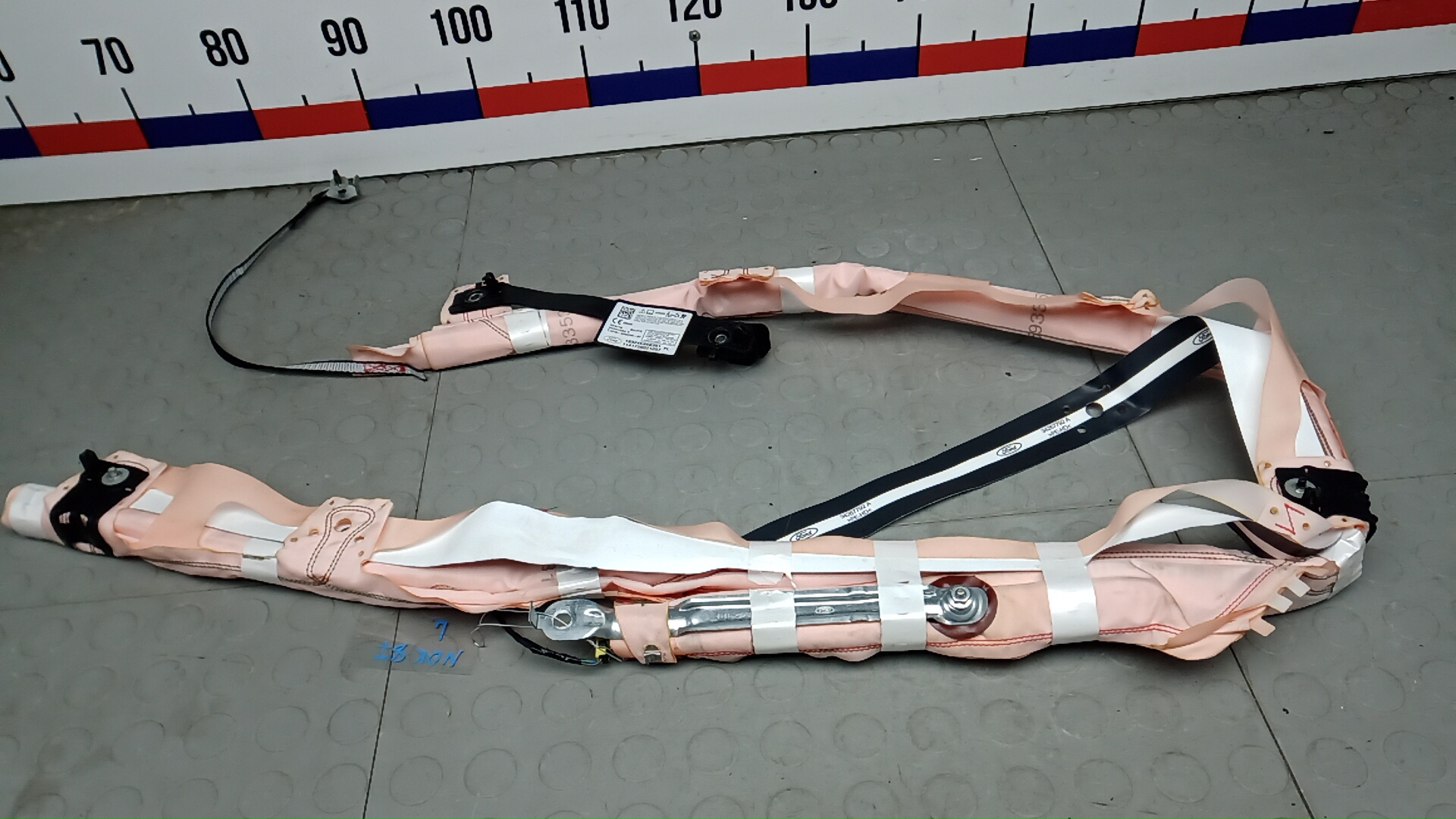 Подушка безопасности боковая (шторка)