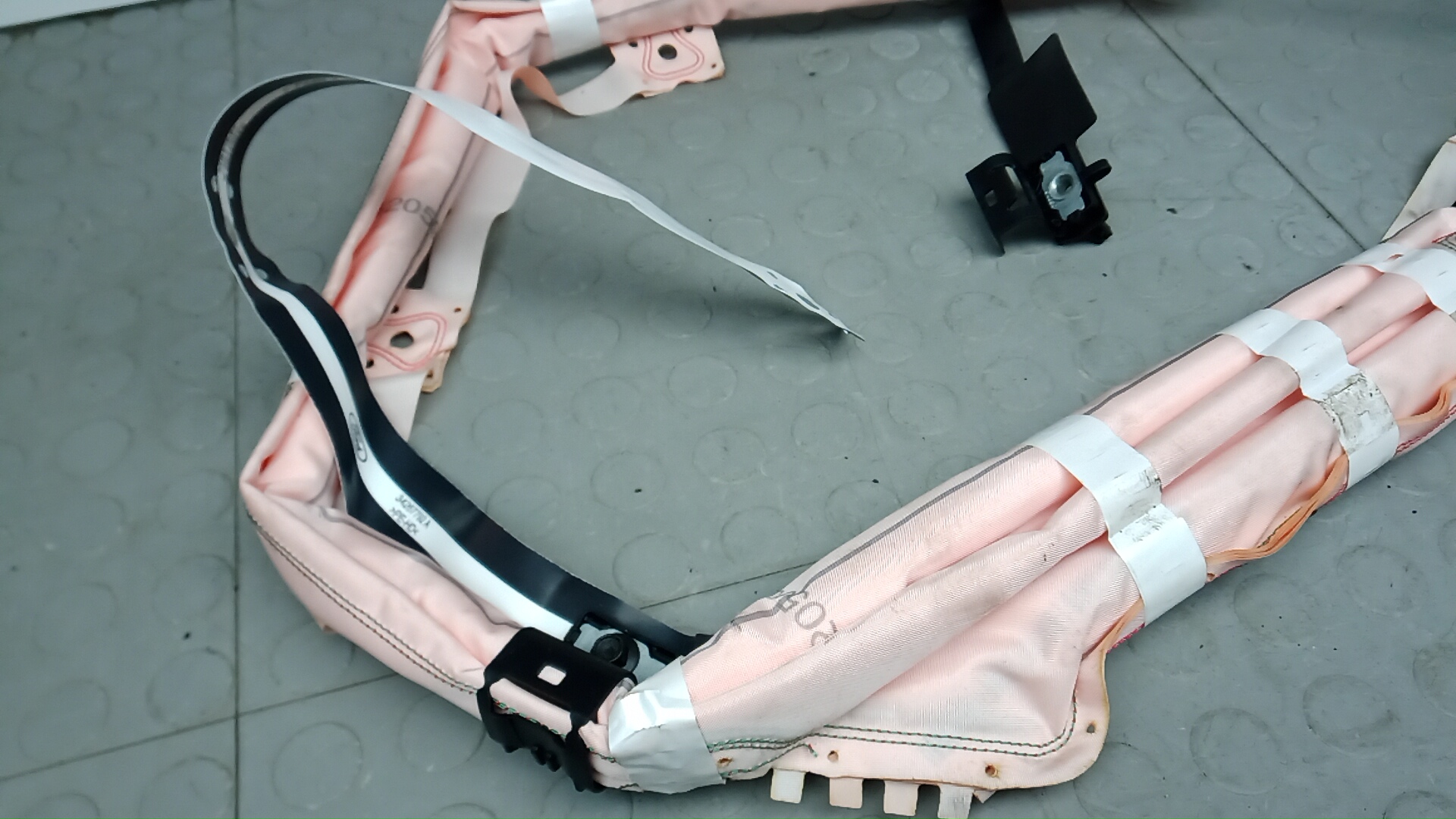 Подушка безопасности боковая (шторка)