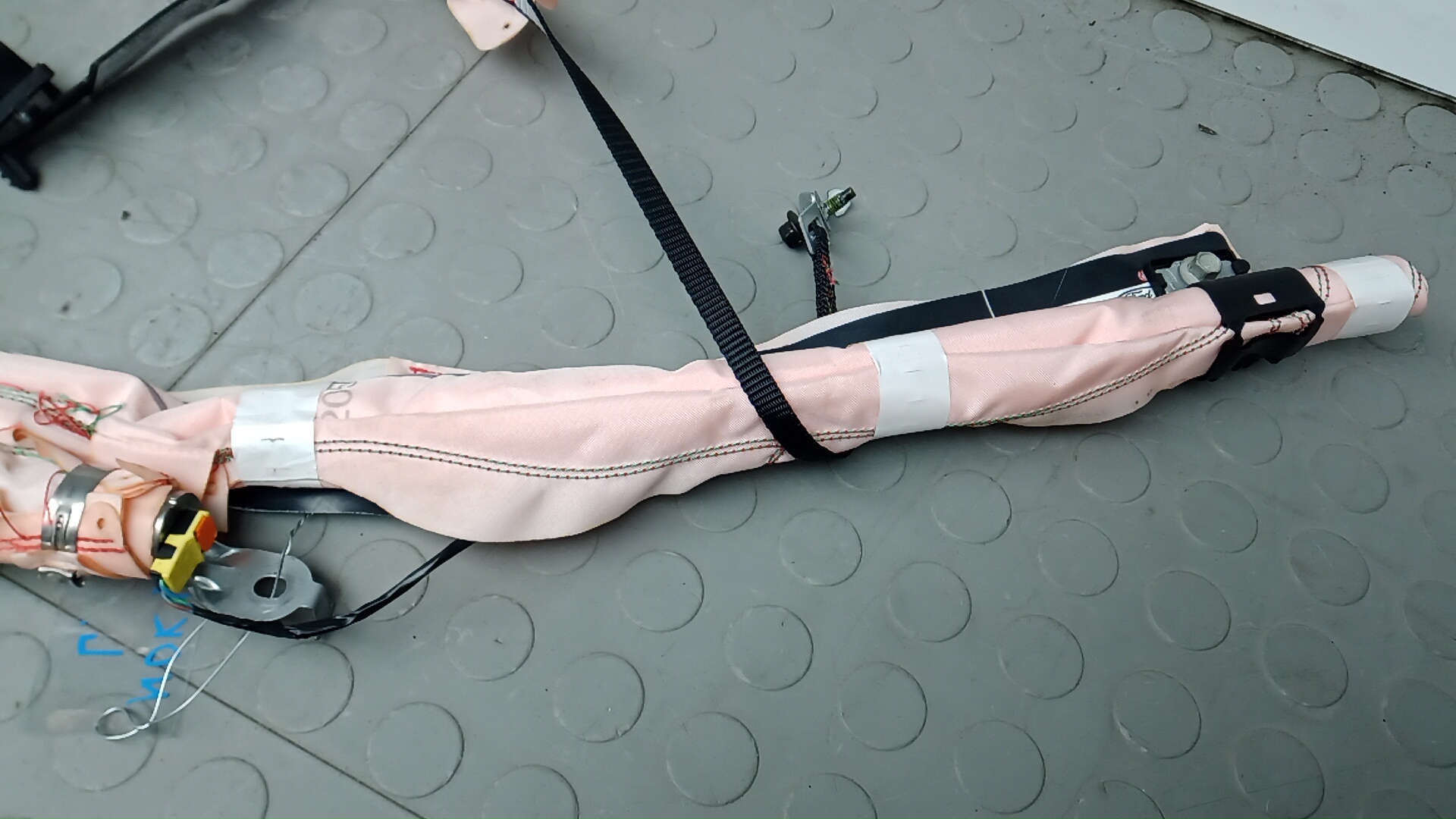 Подушка безопасности боковая (шторка)