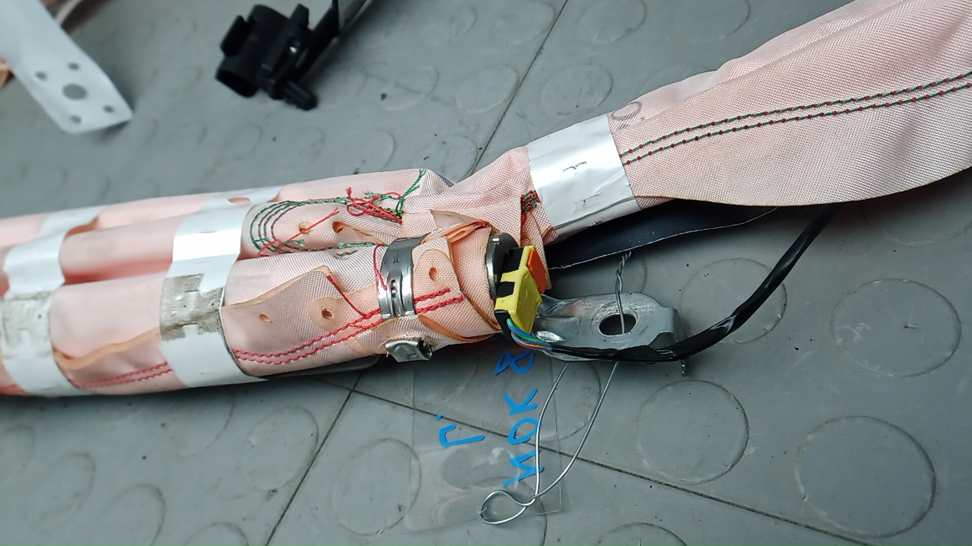 Подушка безопасности боковая (шторка)