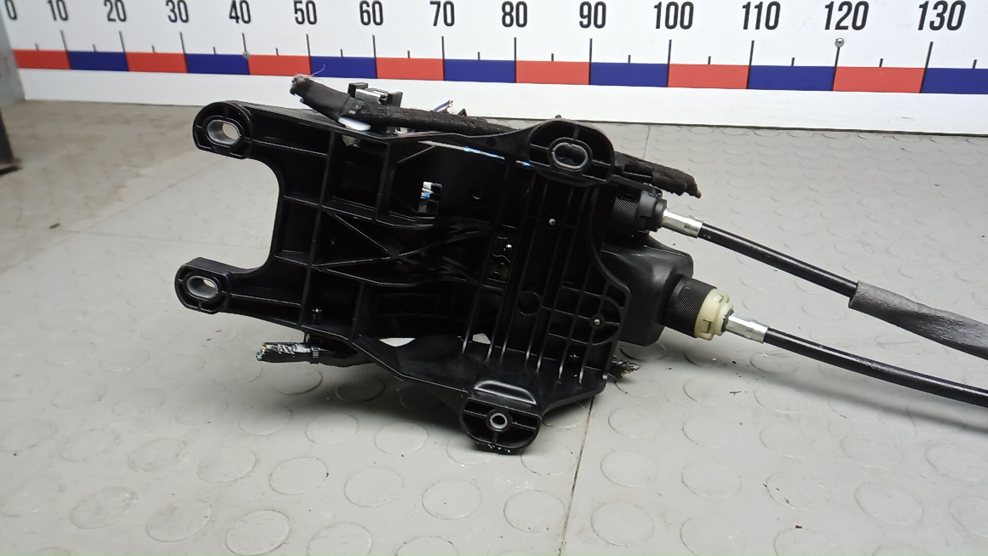 Кулиса МКПП / АКПП