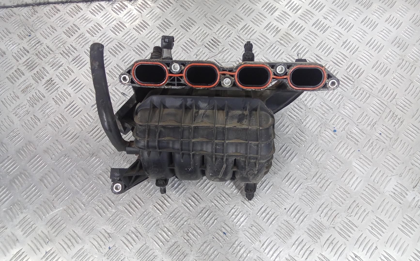 Коллектор впускной