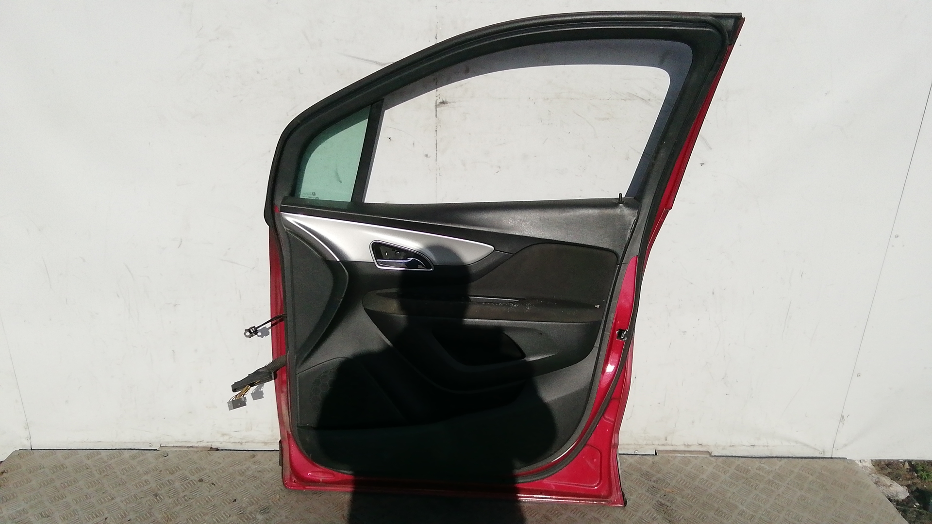 Дверь передняя правая