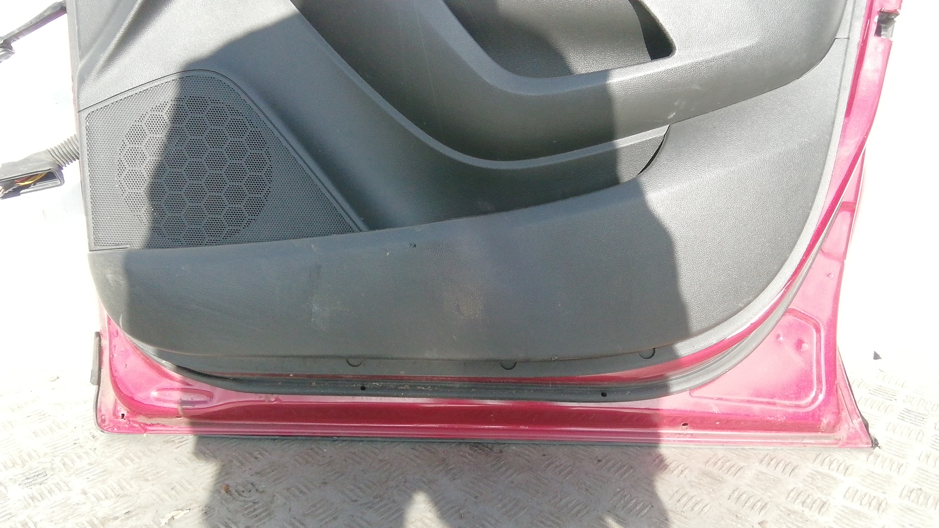 Дверь передняя правая