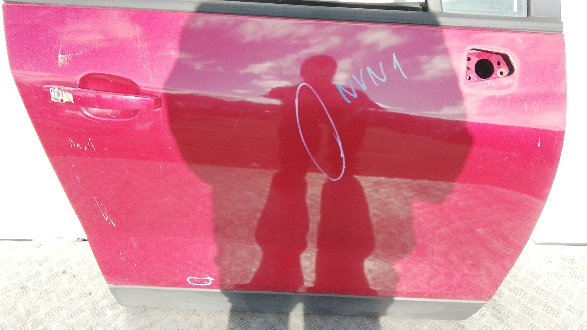 Дверь передняя правая