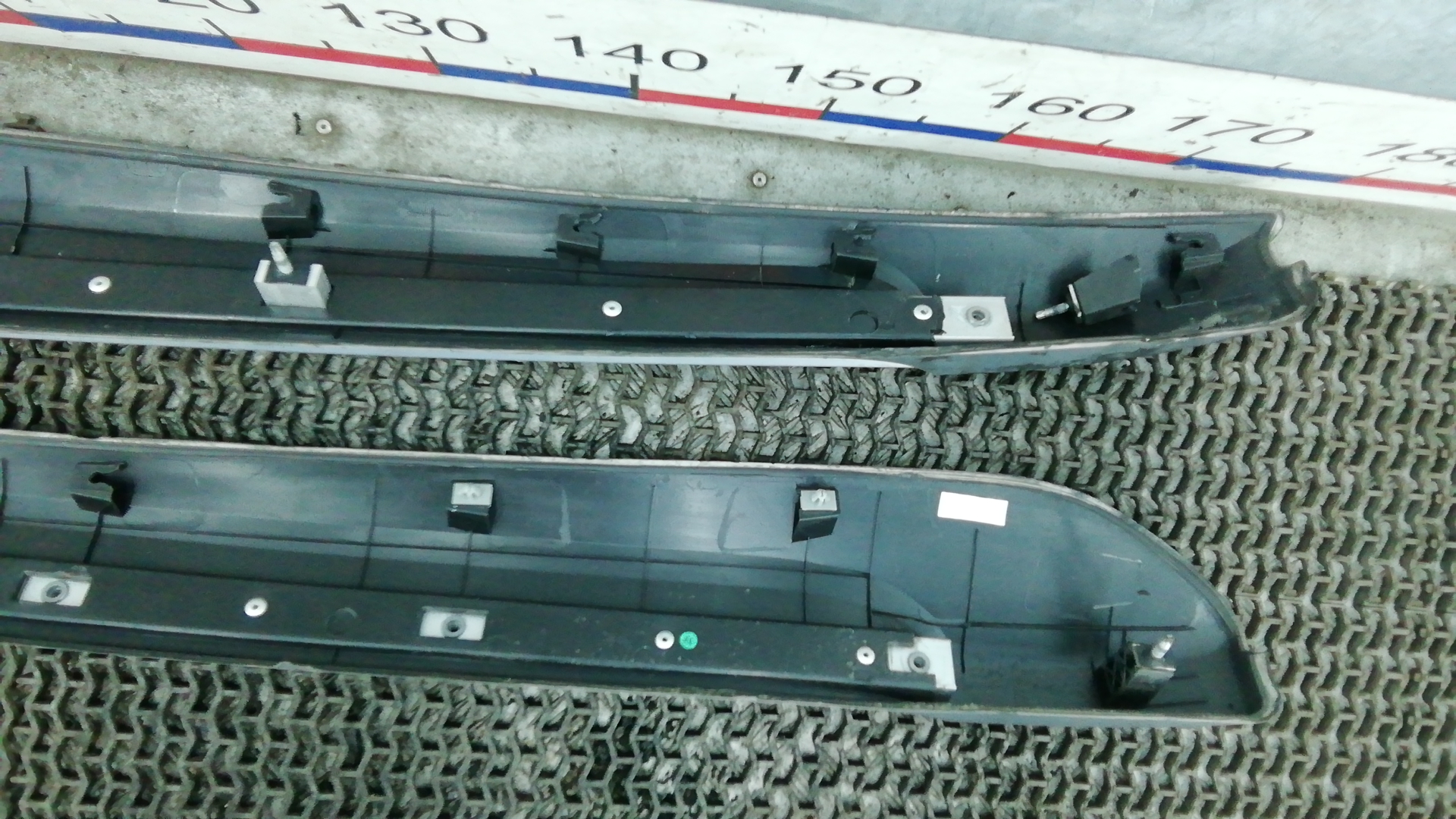 Рейлинги (релинг) к-кт (планки на крышу)