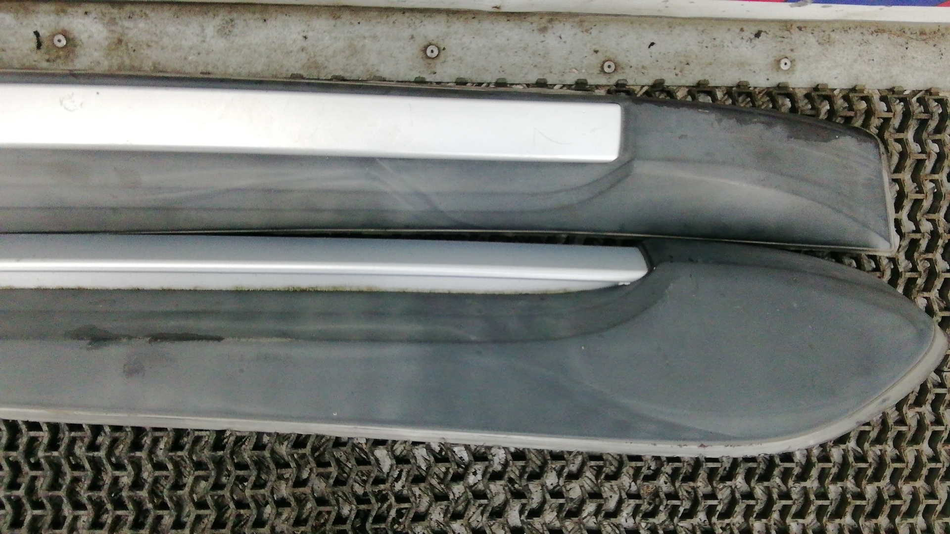 Рейлинги (релинг) к-кт (планки на крышу)