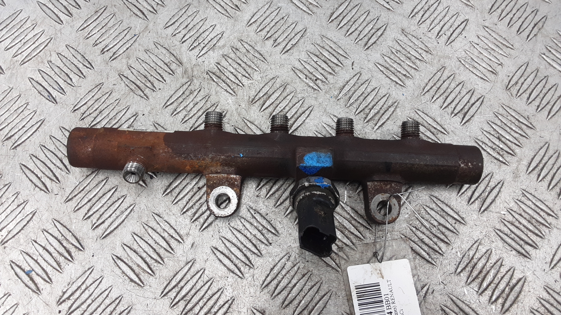 Рейка топливная (рампа)