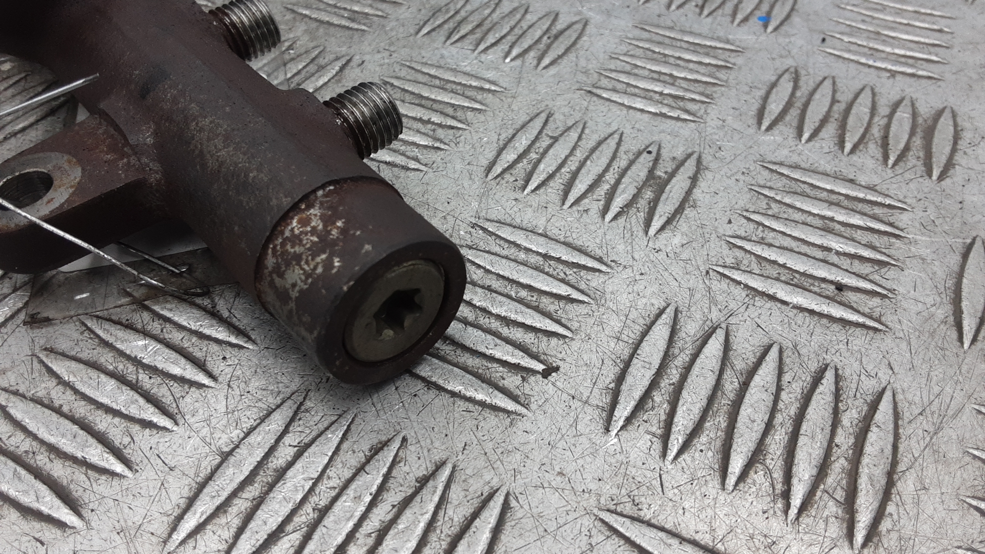 Рейка топливная (рампа)