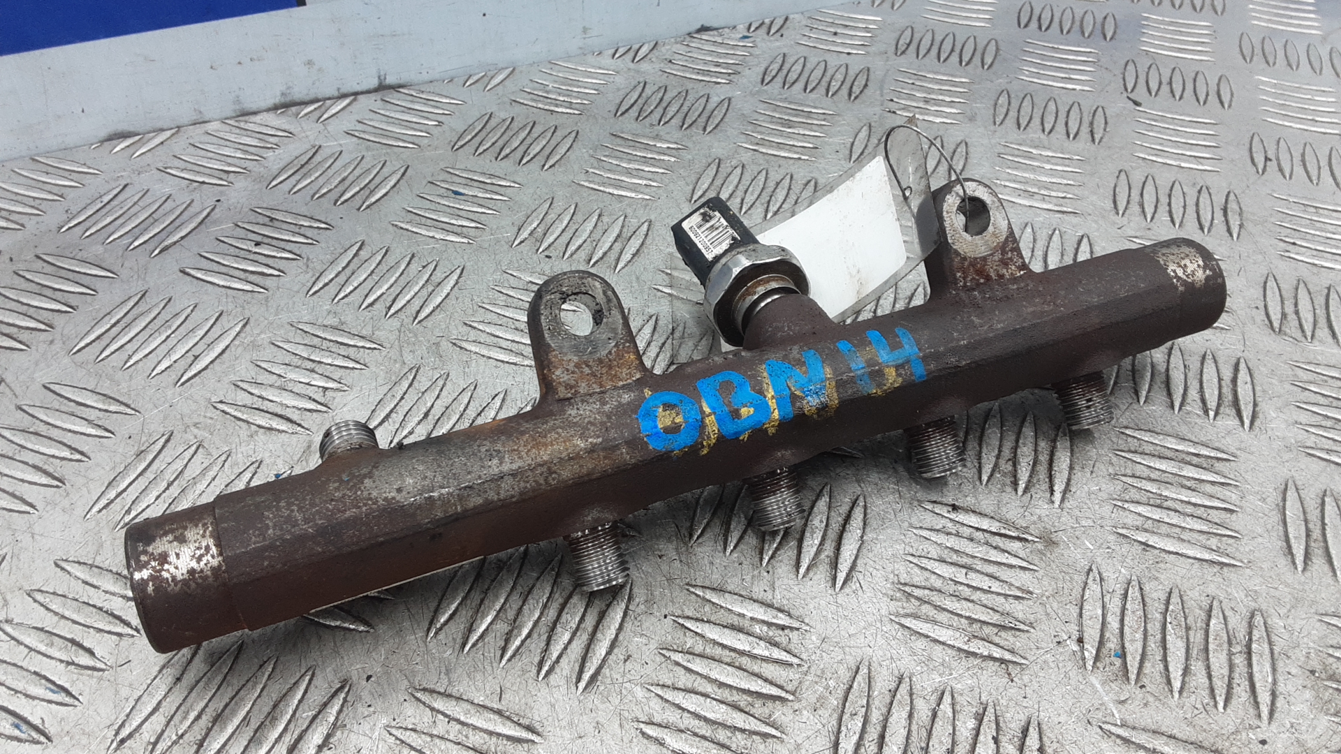 Рейка топливная (рампа)