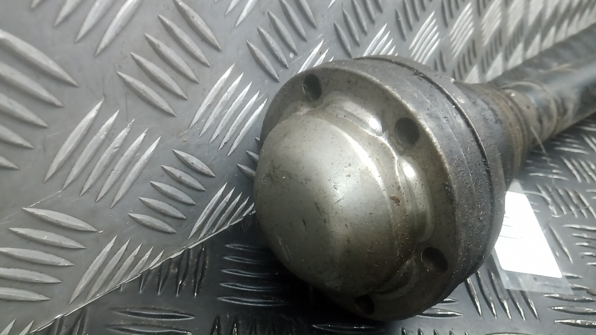 Полуось передняя правая