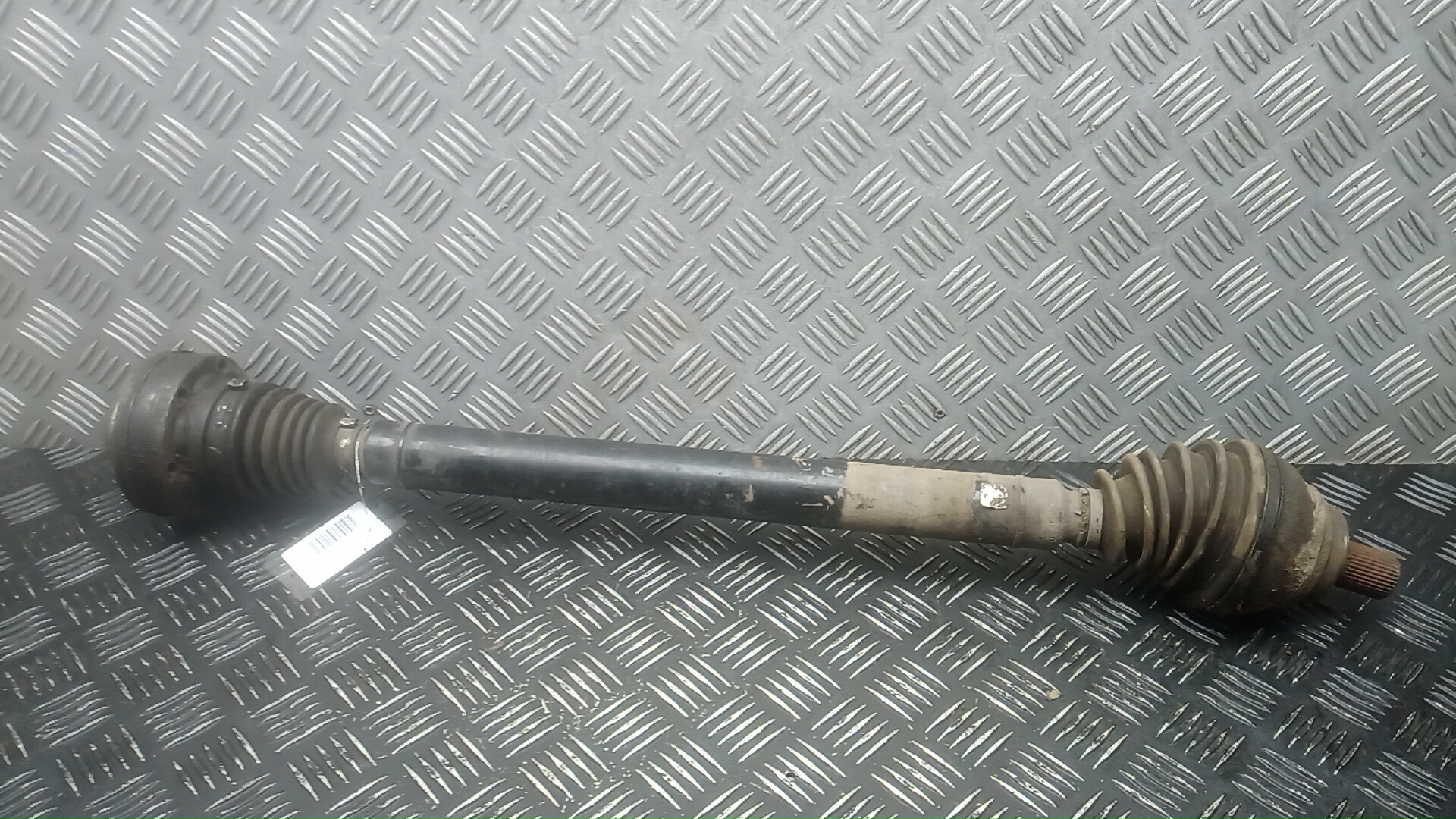 Полуось передняя правая